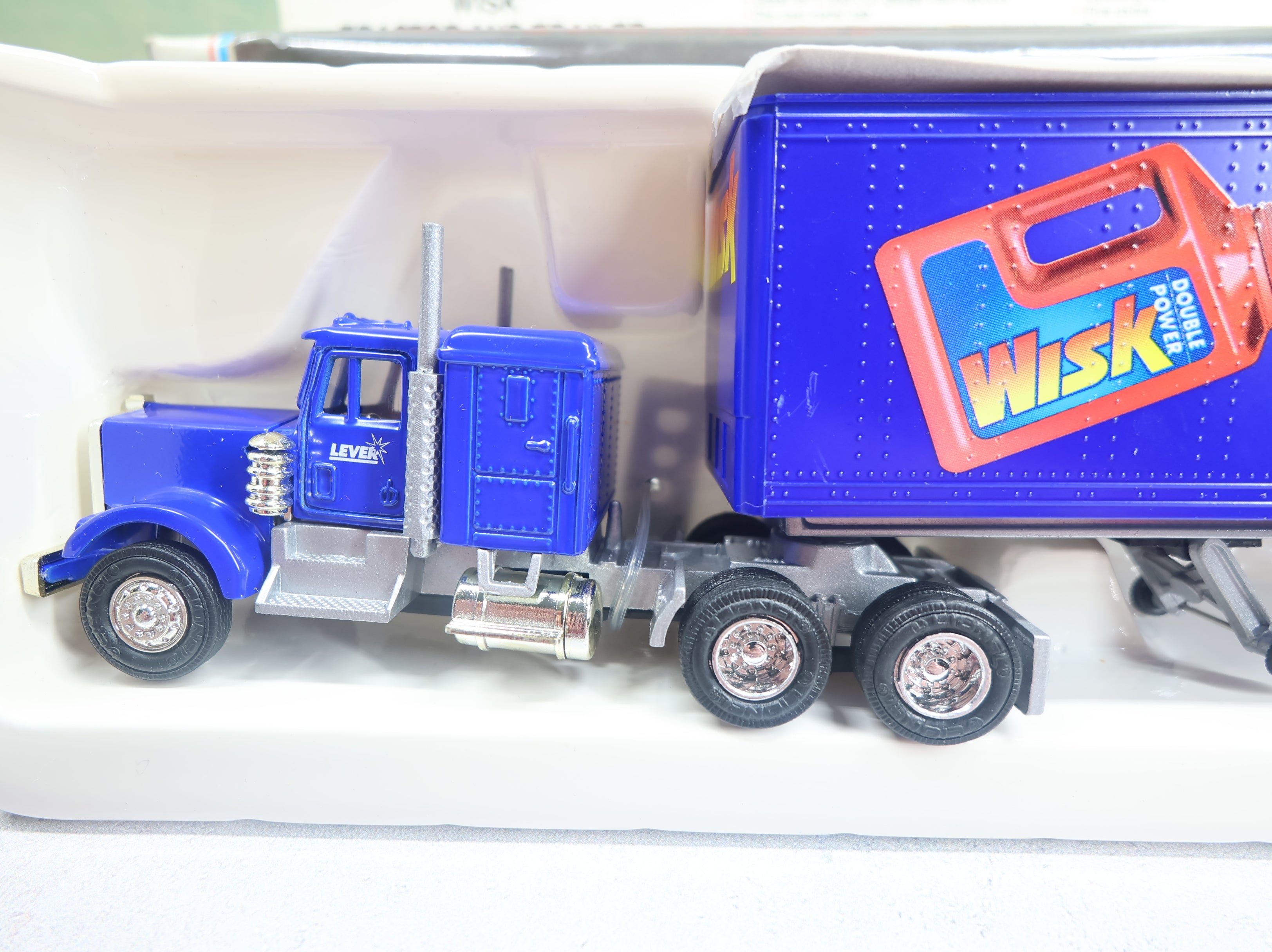 USED Lionel #6-12865 O Tractor and Trailer Wisk