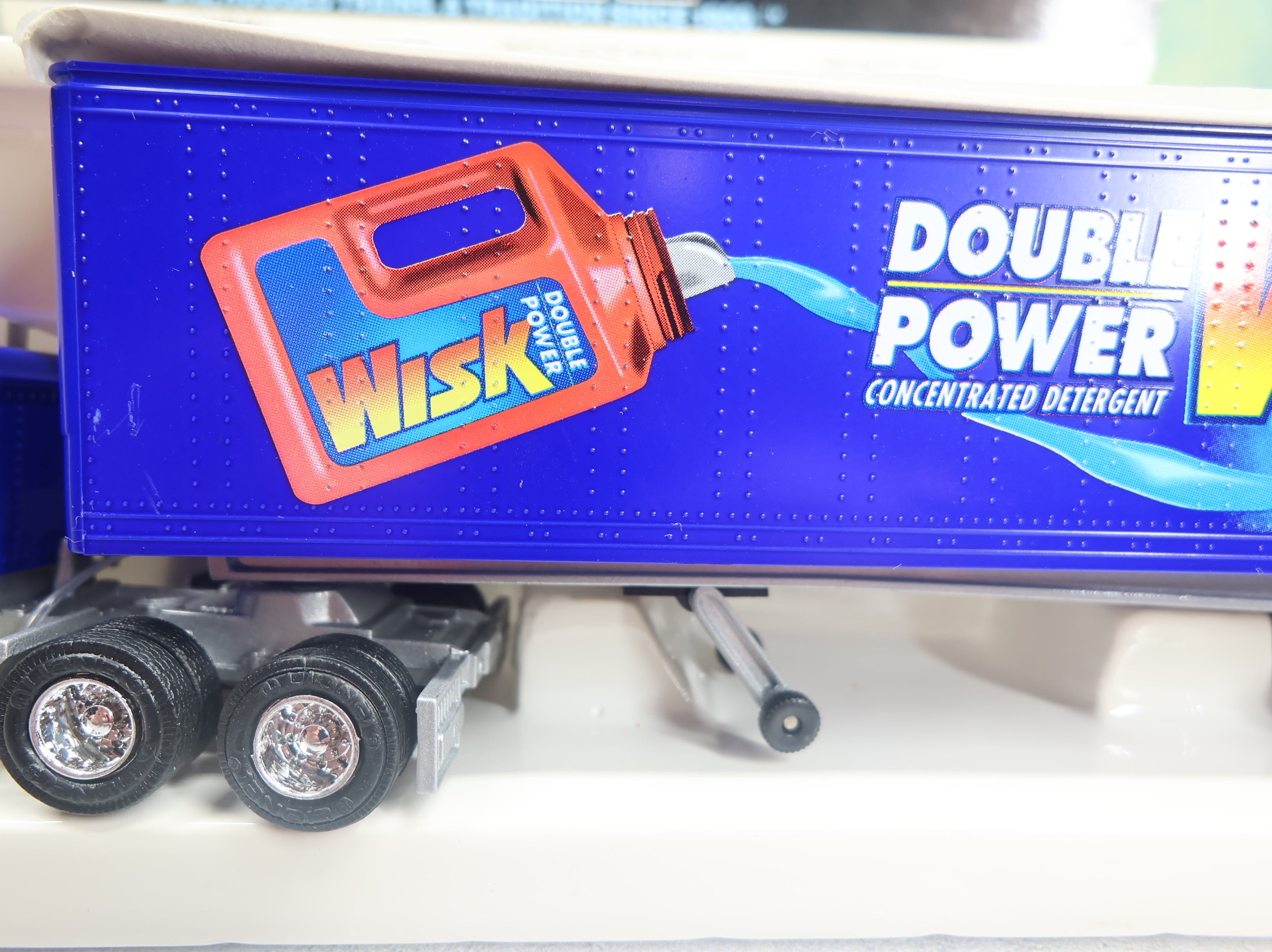 USED Lionel #6-12865 O Tractor and Trailer Wisk