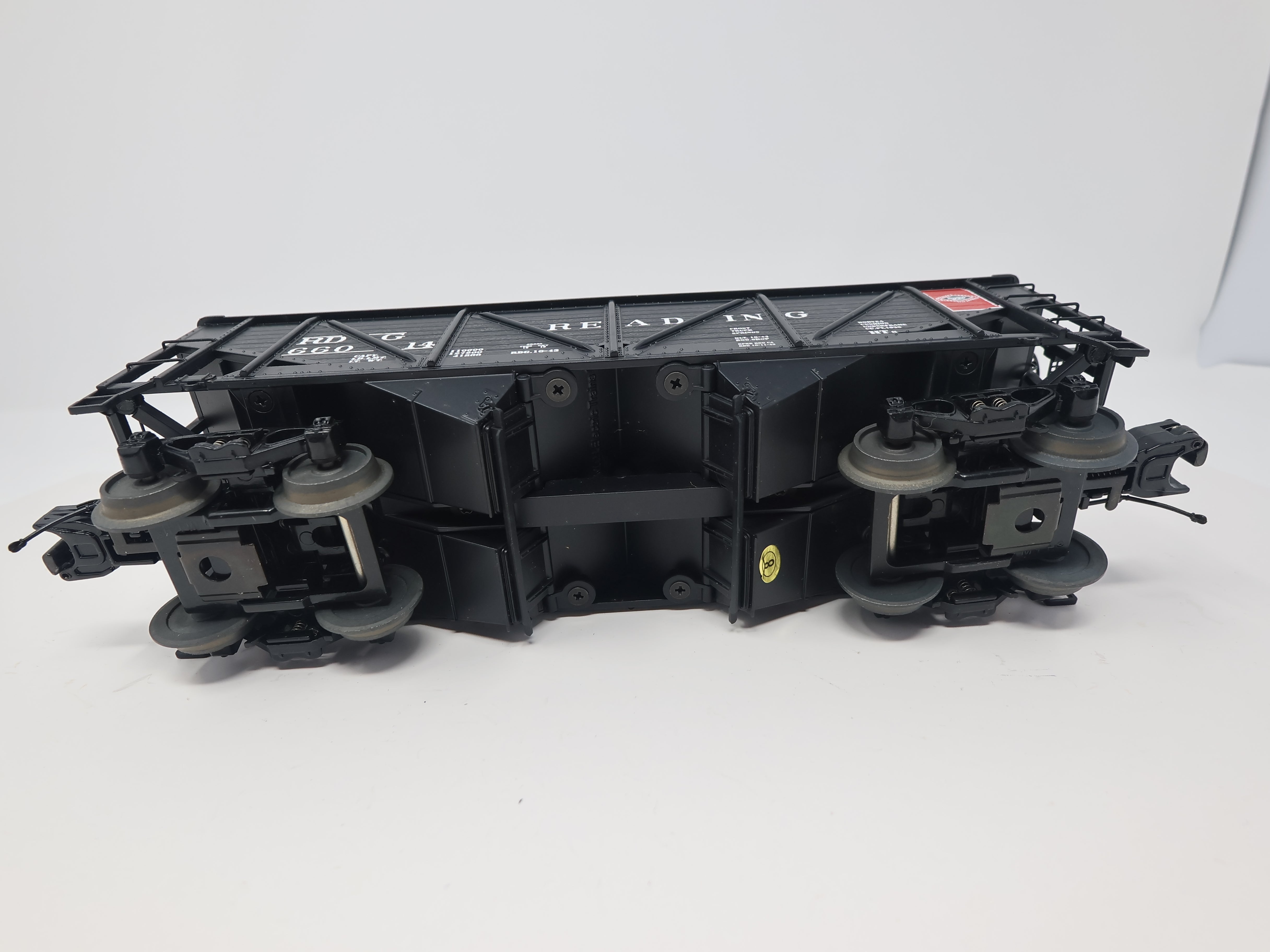 USED MTH Premier 20-90182 O, 34' AAR Composite Hopper Car, Reading RDG #66014