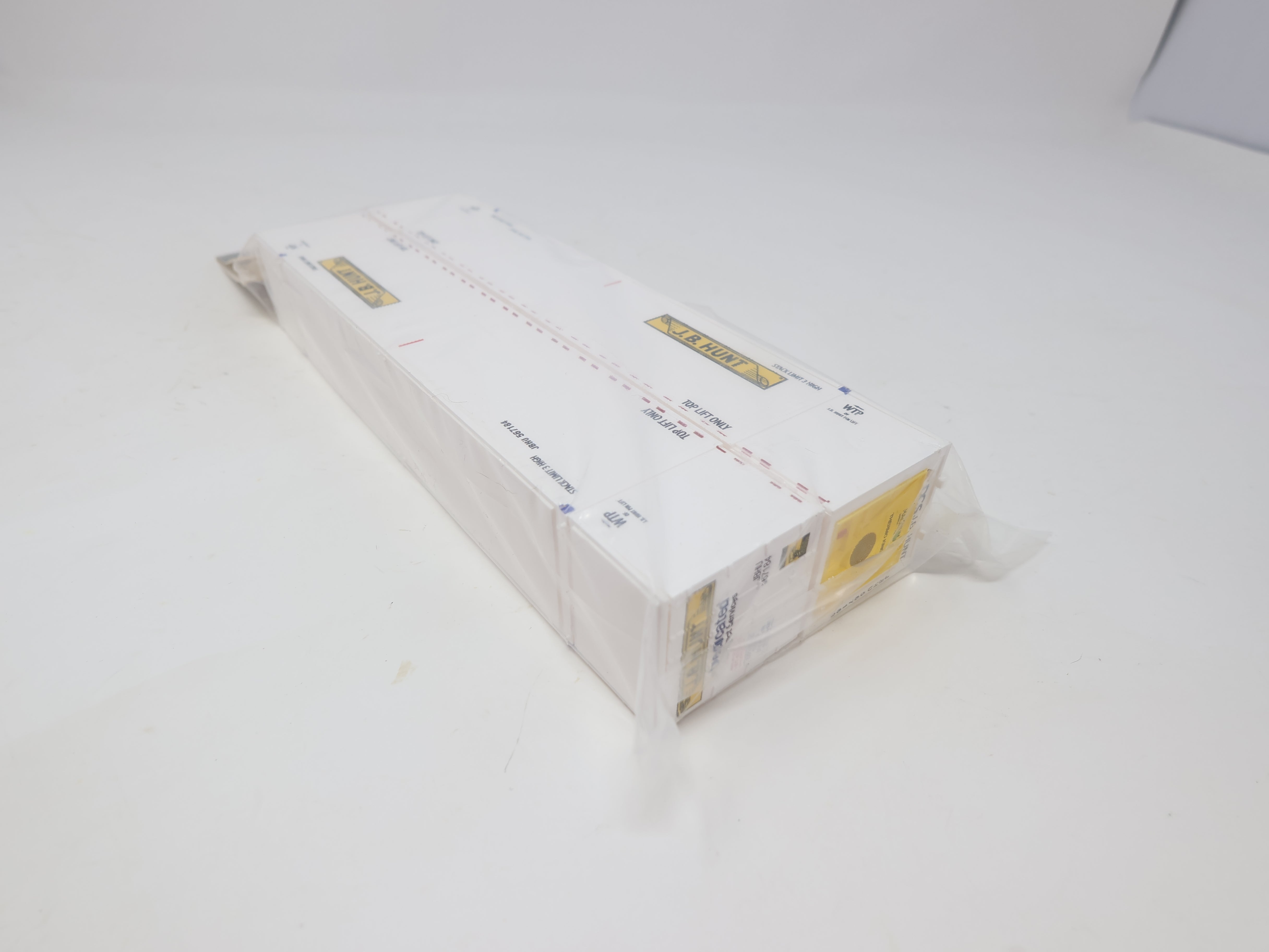 Con-Cor 0004-088152 HO Scale, Hi-Cube 53' Reefer Container, JB Hunt JBHU , DCS 2 Pack #1