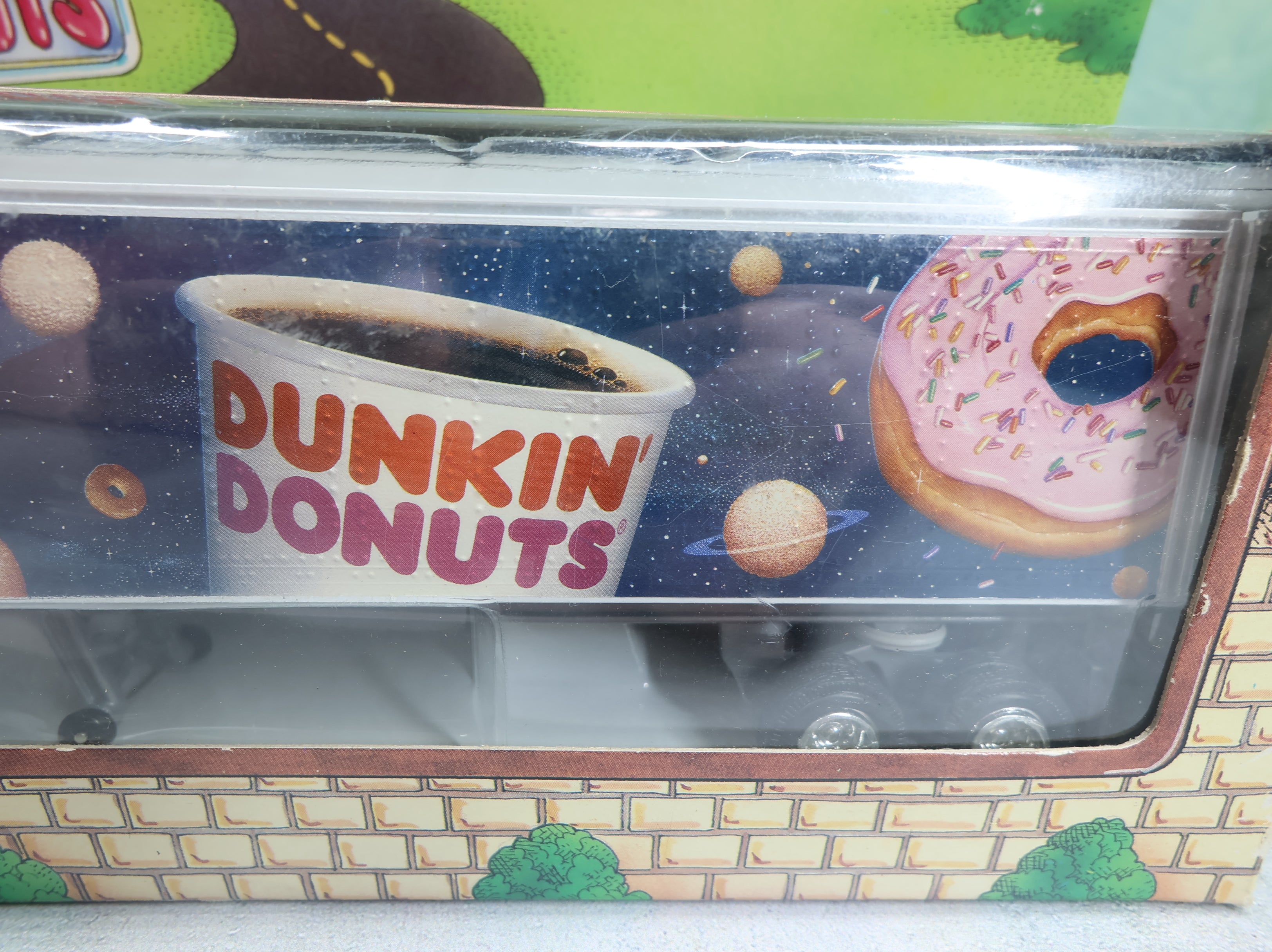 USED Lionel O Tractor and Trailer Dunkin Donuts 1995 Limited Edition