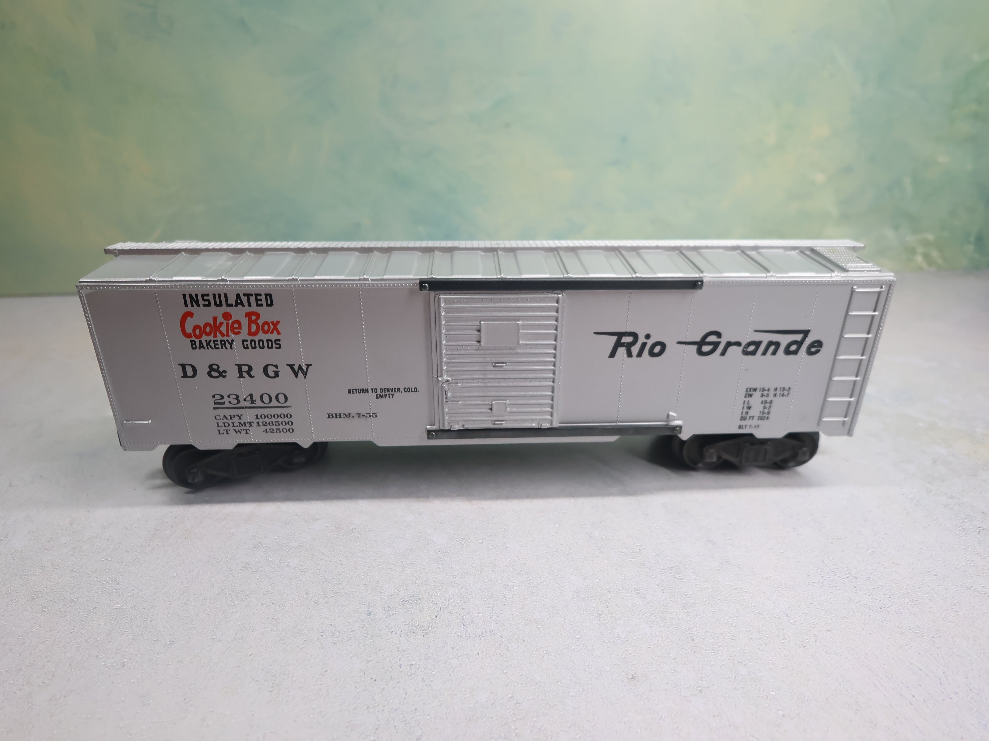 USED KMT O Box Car Rio Grande D&RGW #23400 Cookie Box