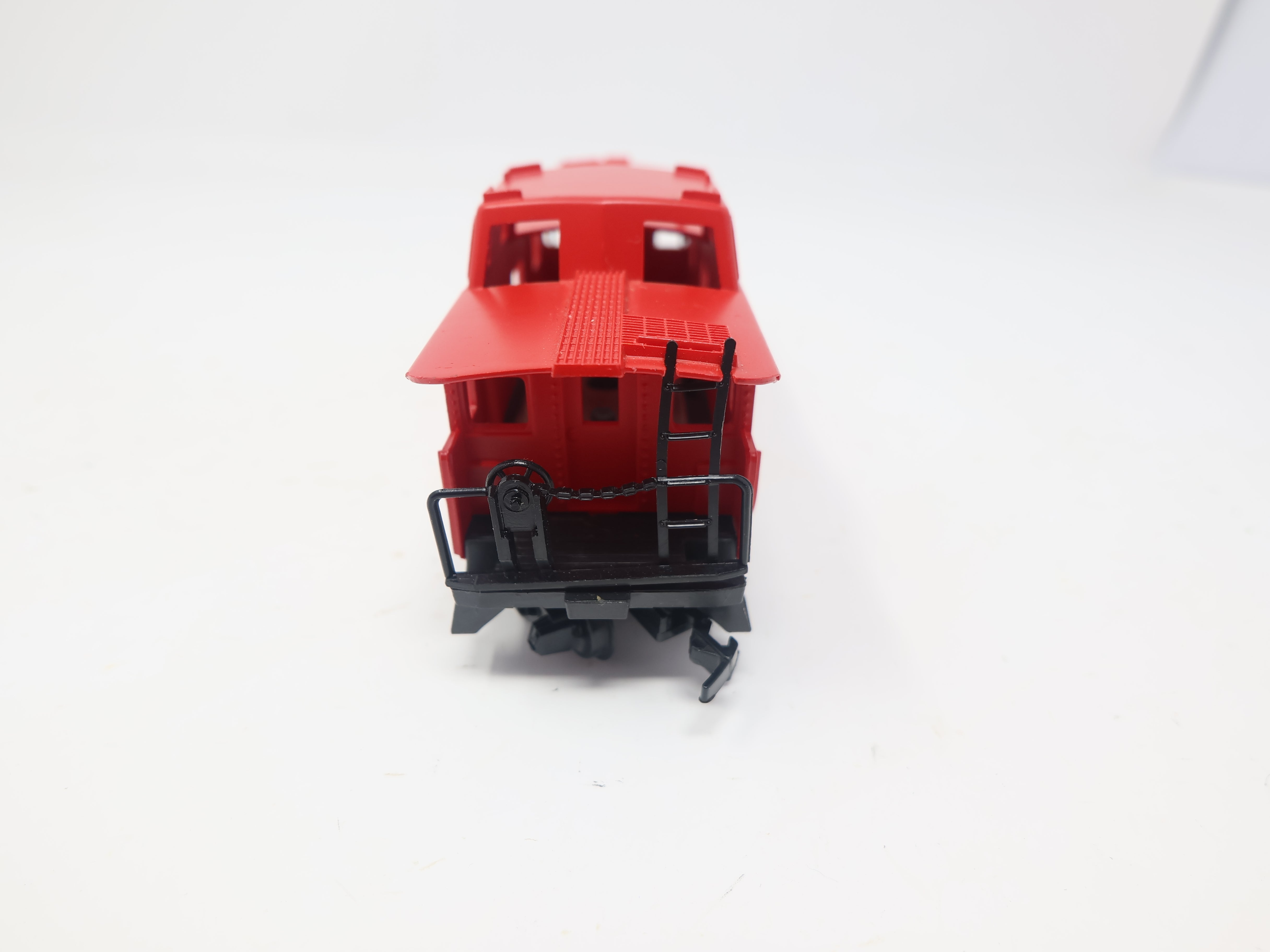 USED HO Scale, Safety Caboose#689
