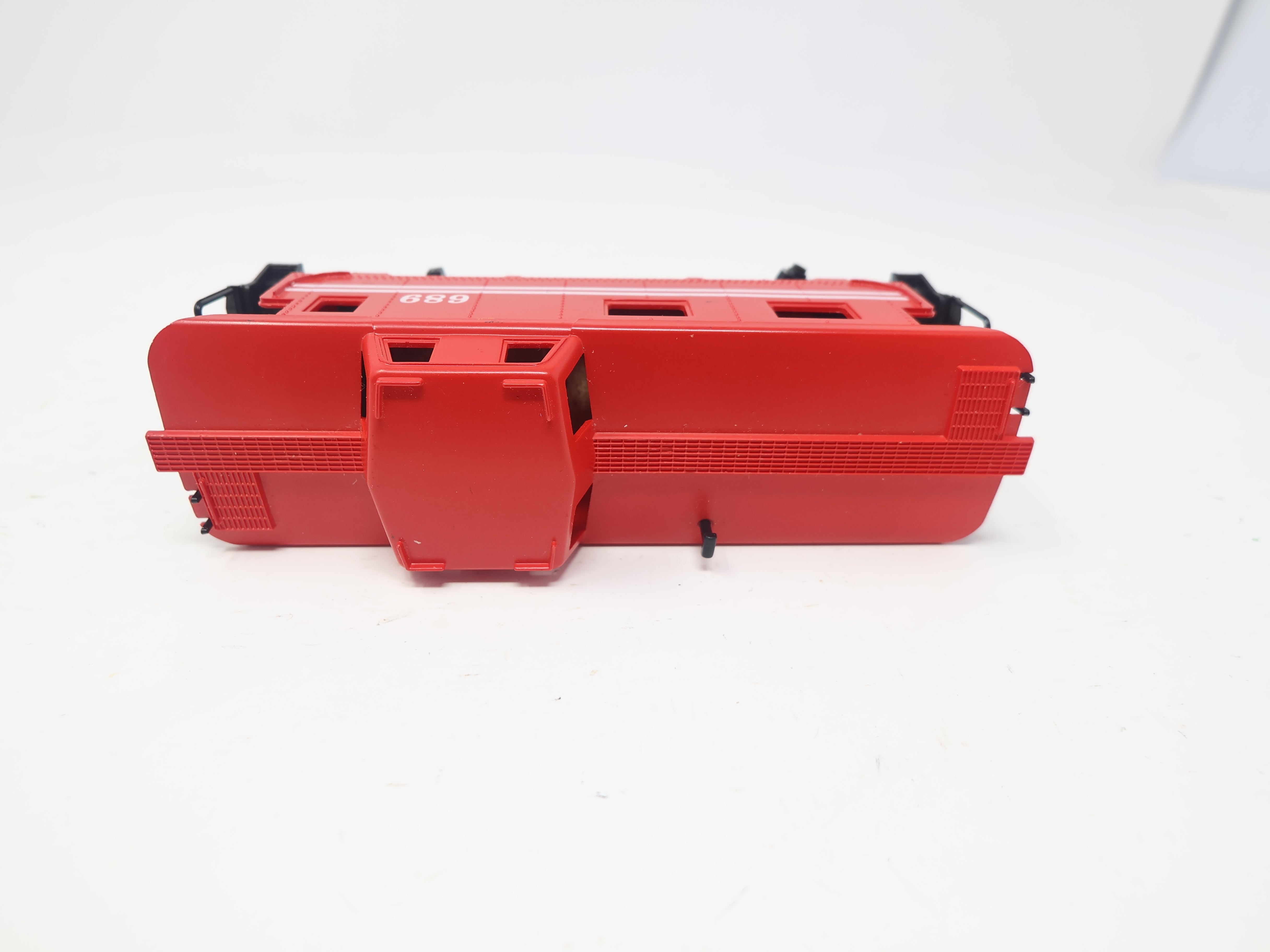 USED HO Scale, Safety Caboose#689