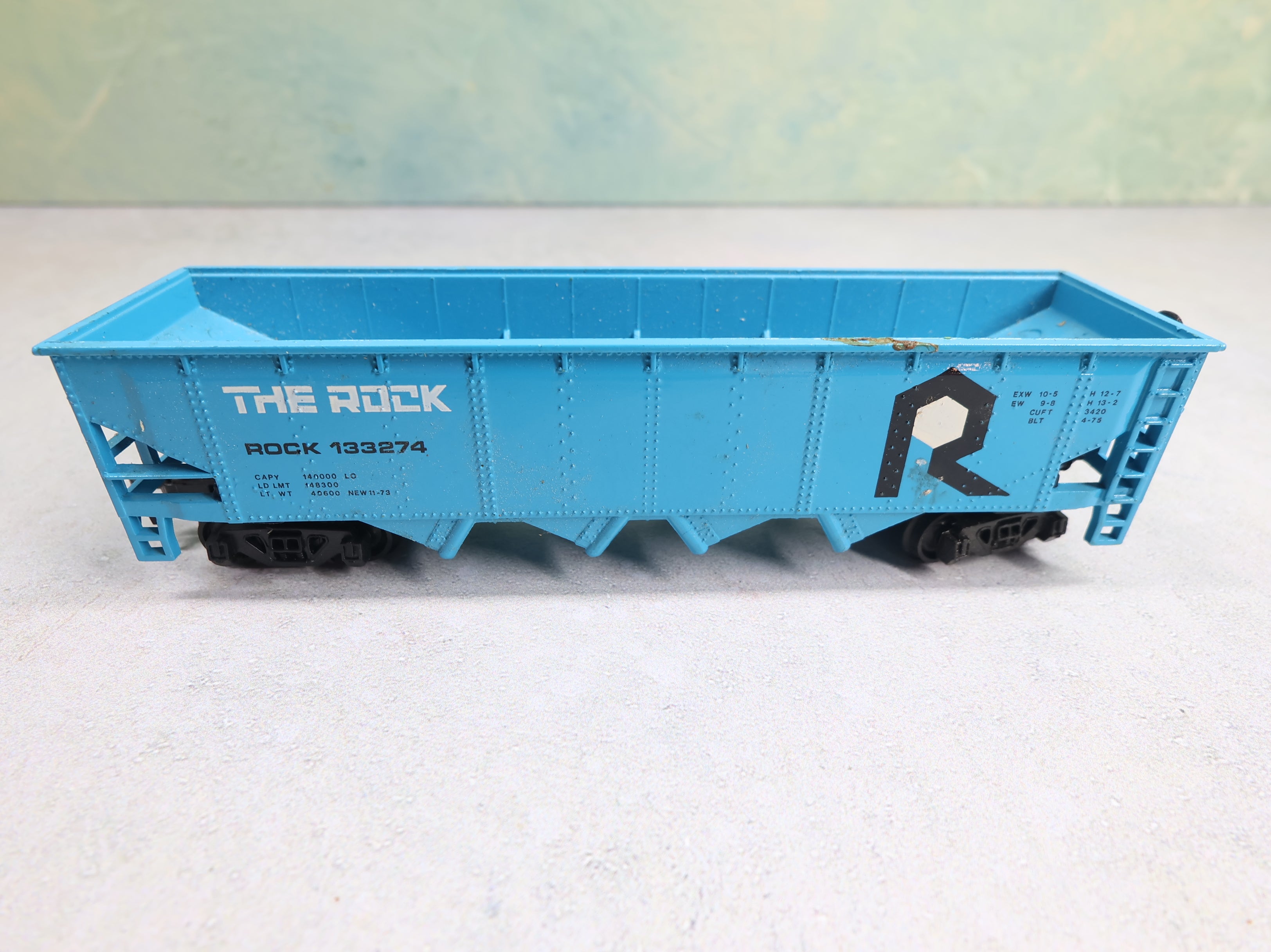 USED Bachmann HO Scale Quad Hopper Rock Island #133274