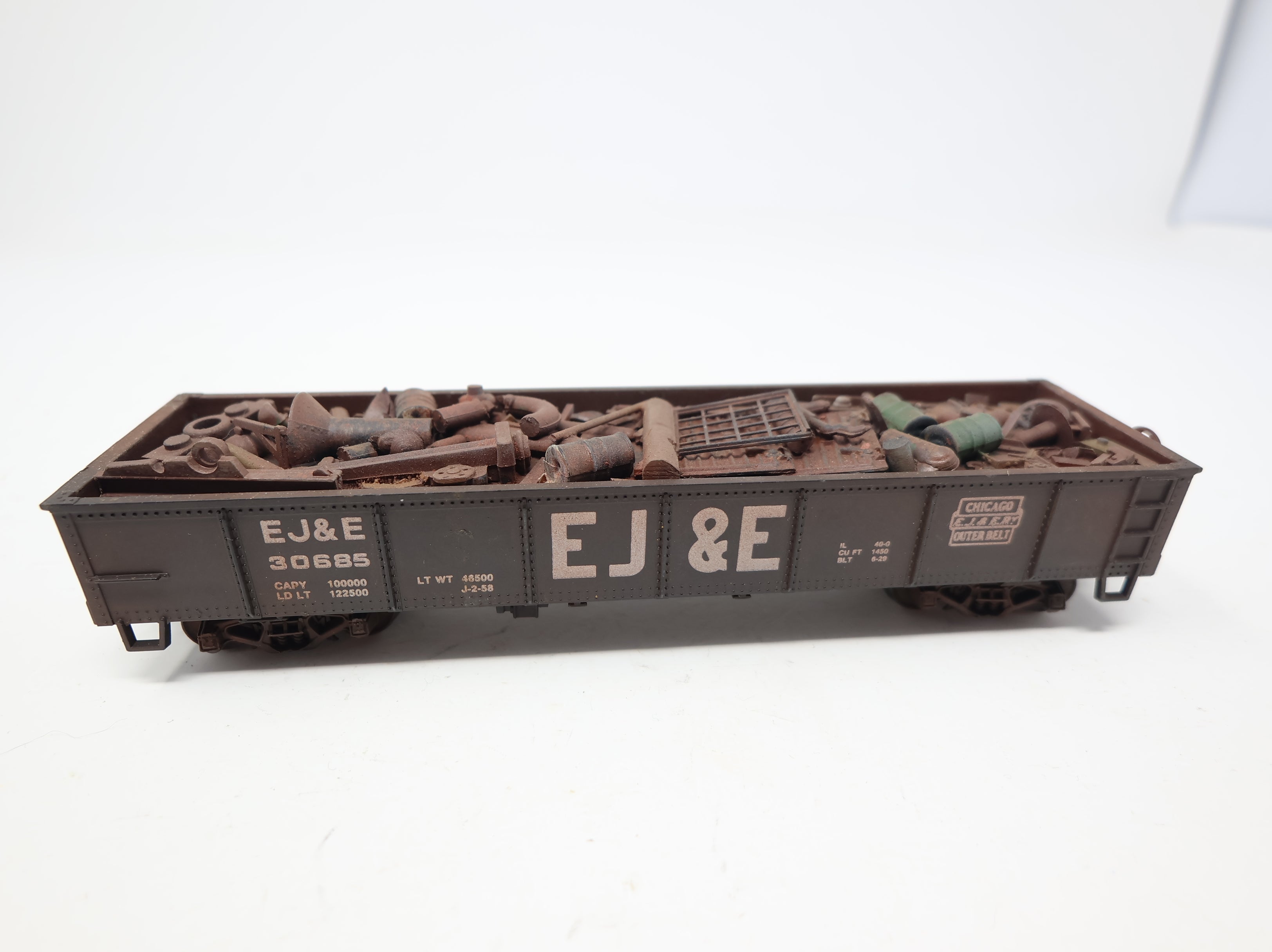 USED HO Scale Gondola w/ Scrap Load EJ&E #30685 Weathered