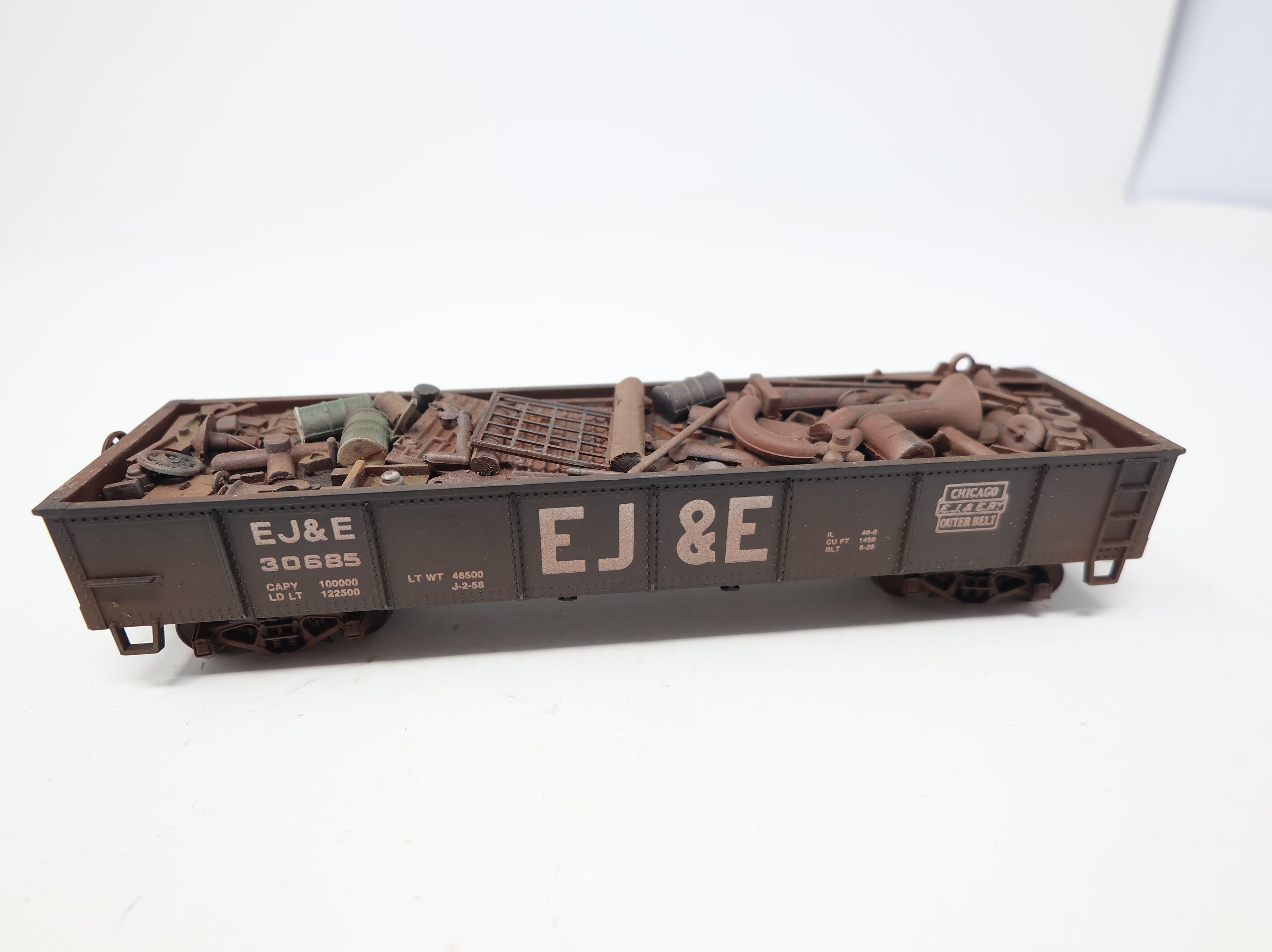 USED HO Scale Gondola w/ Scrap Load EJ&E #30685 Weathered