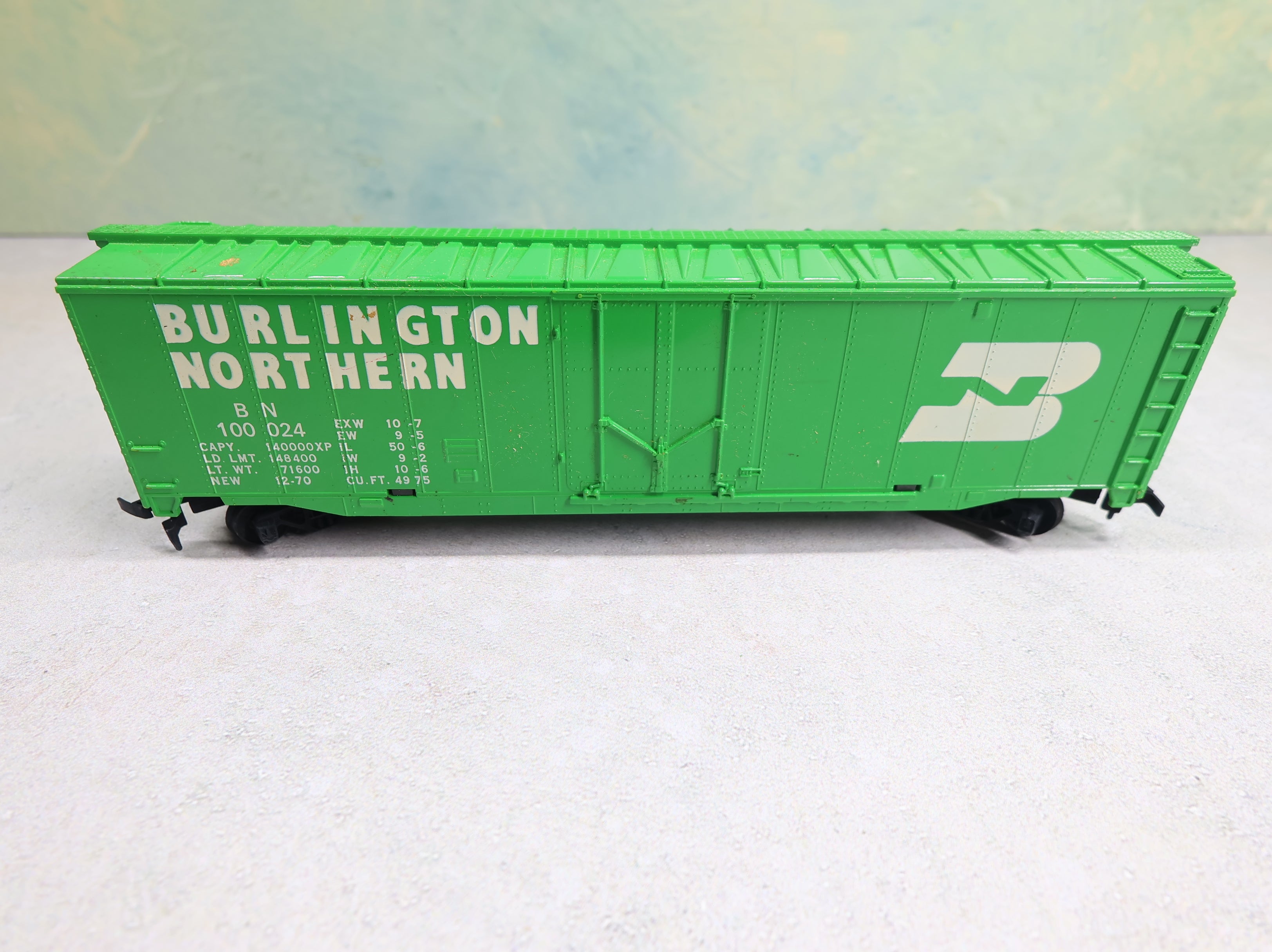 USED Tyco HO Scale 50' Box Car Burlington Northern BN #100024