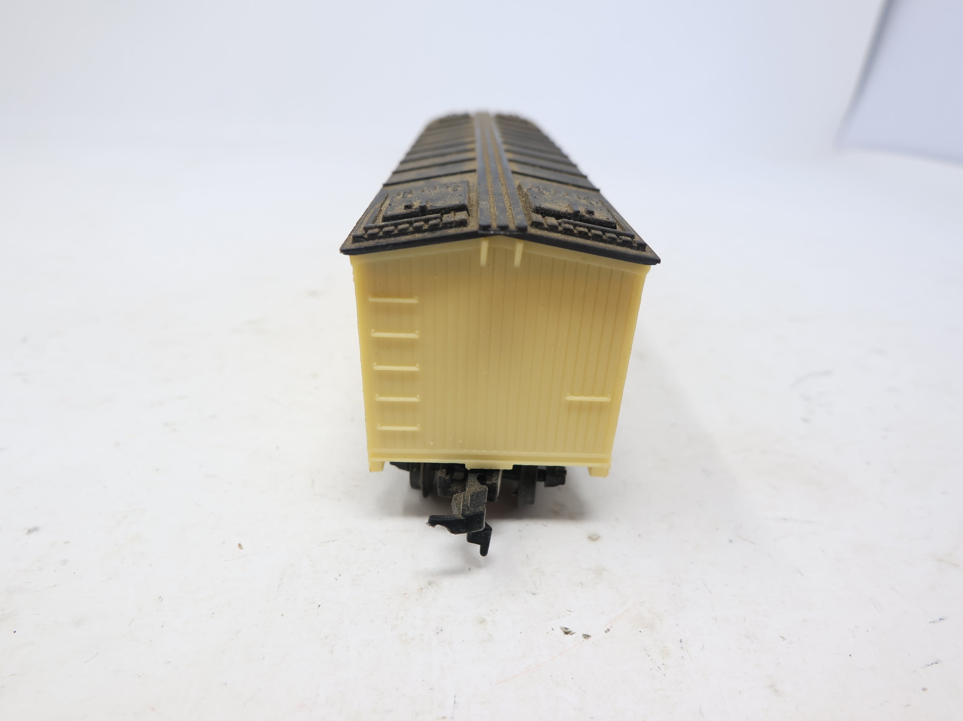 USED Life-Like HO Scale Wooden Reefer Swift SRLX #1020
