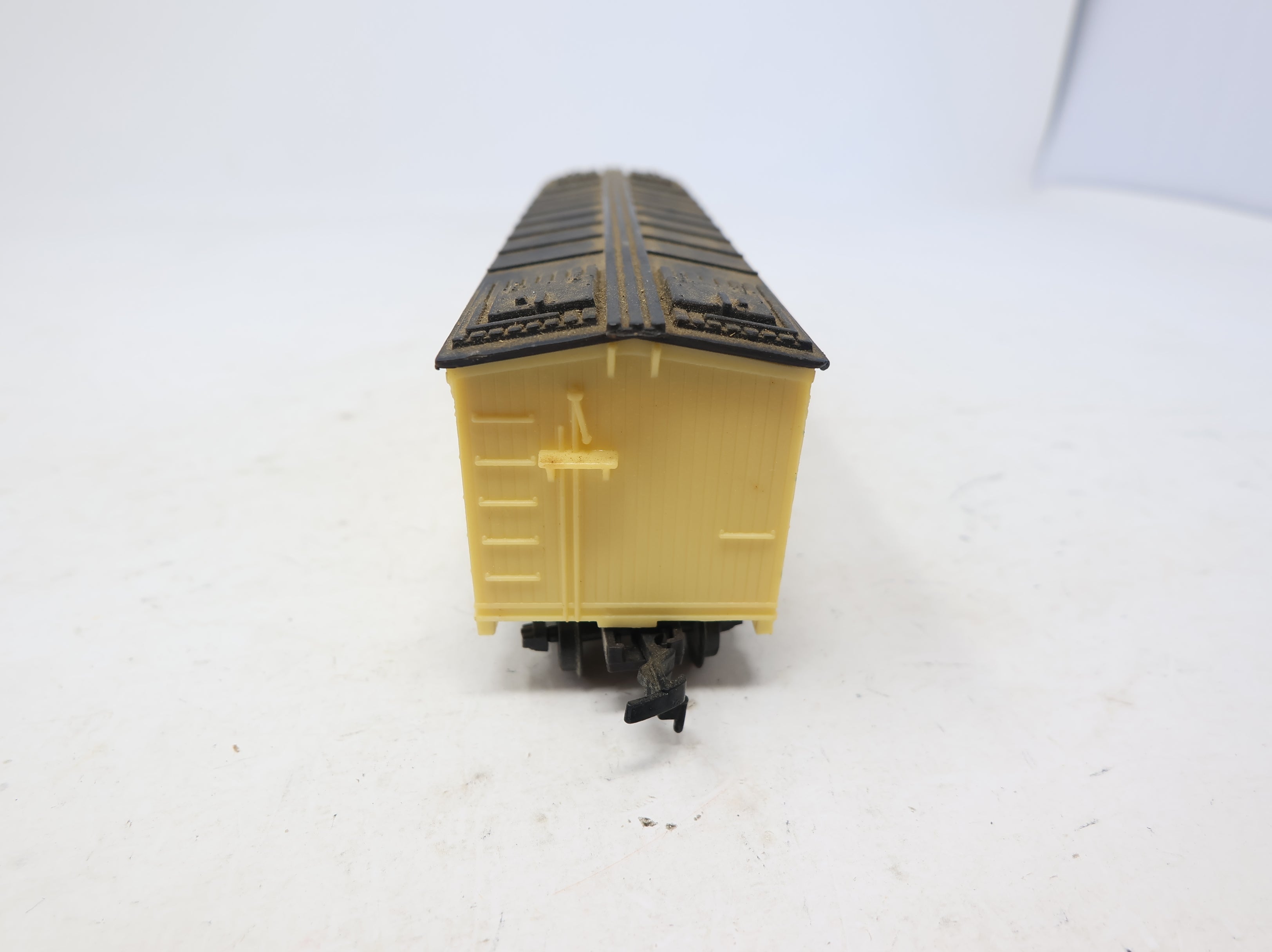 USED Life-Like HO Scale Wooden Reefer Swift SRLX #1020