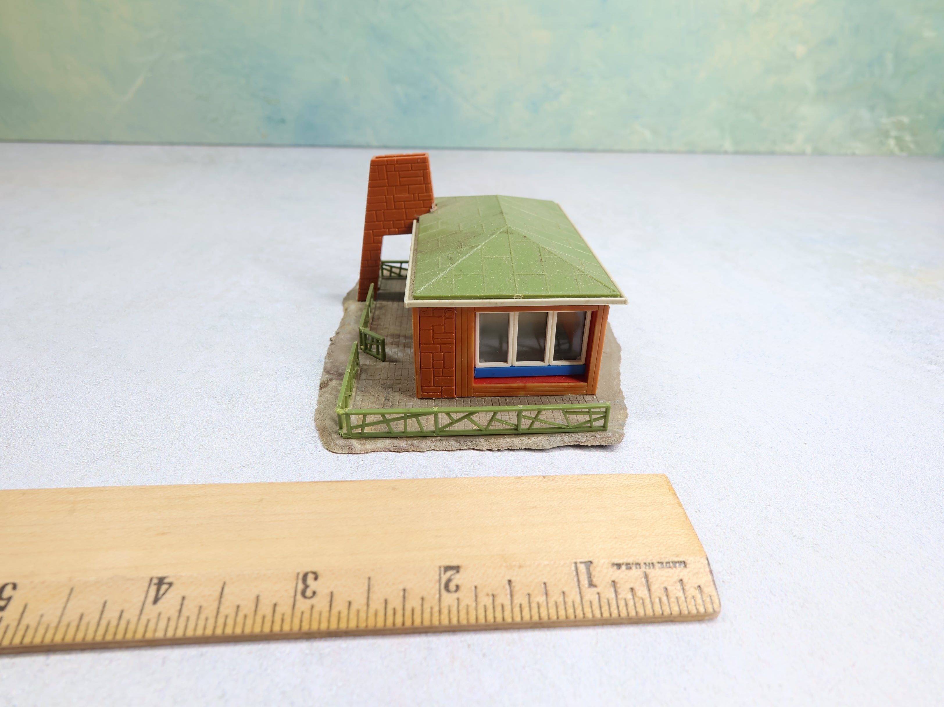 USED Faller HO Scale Bungalow House