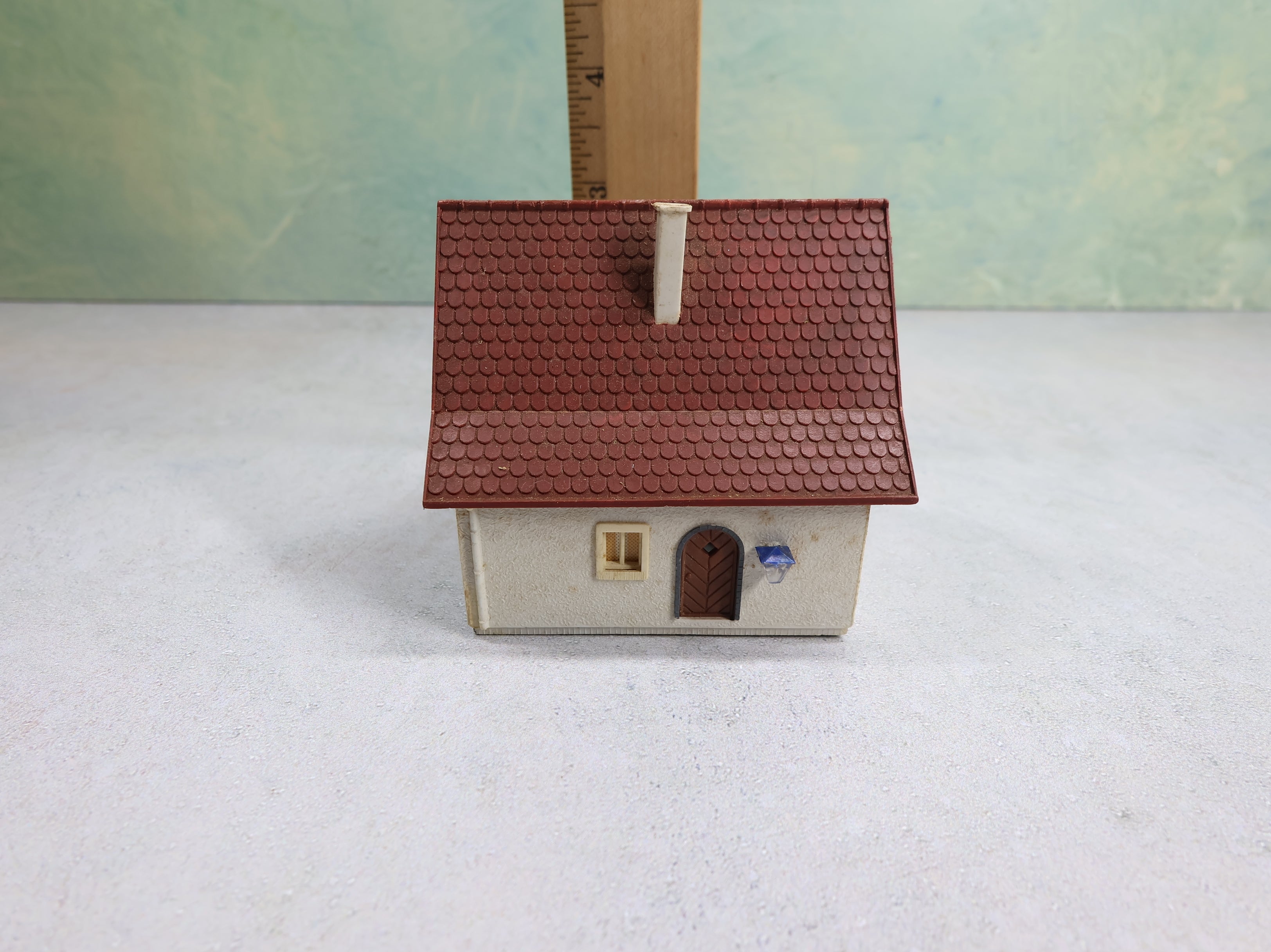 USED HO Scale German House