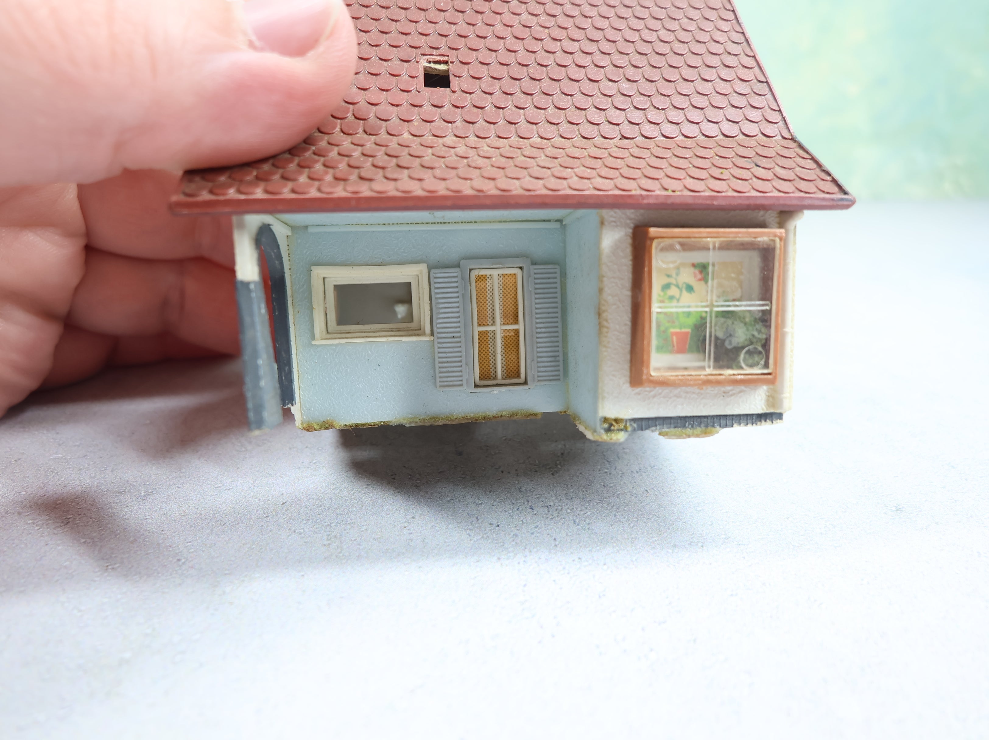 USED HO Scale German House