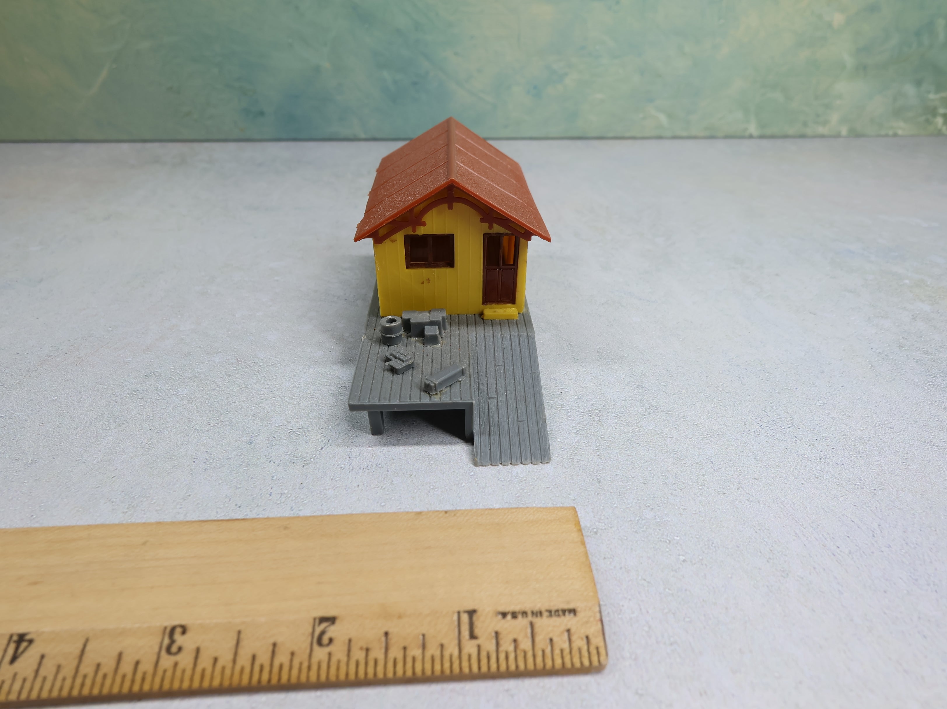 USED Roc HO Scale Trackside Shed