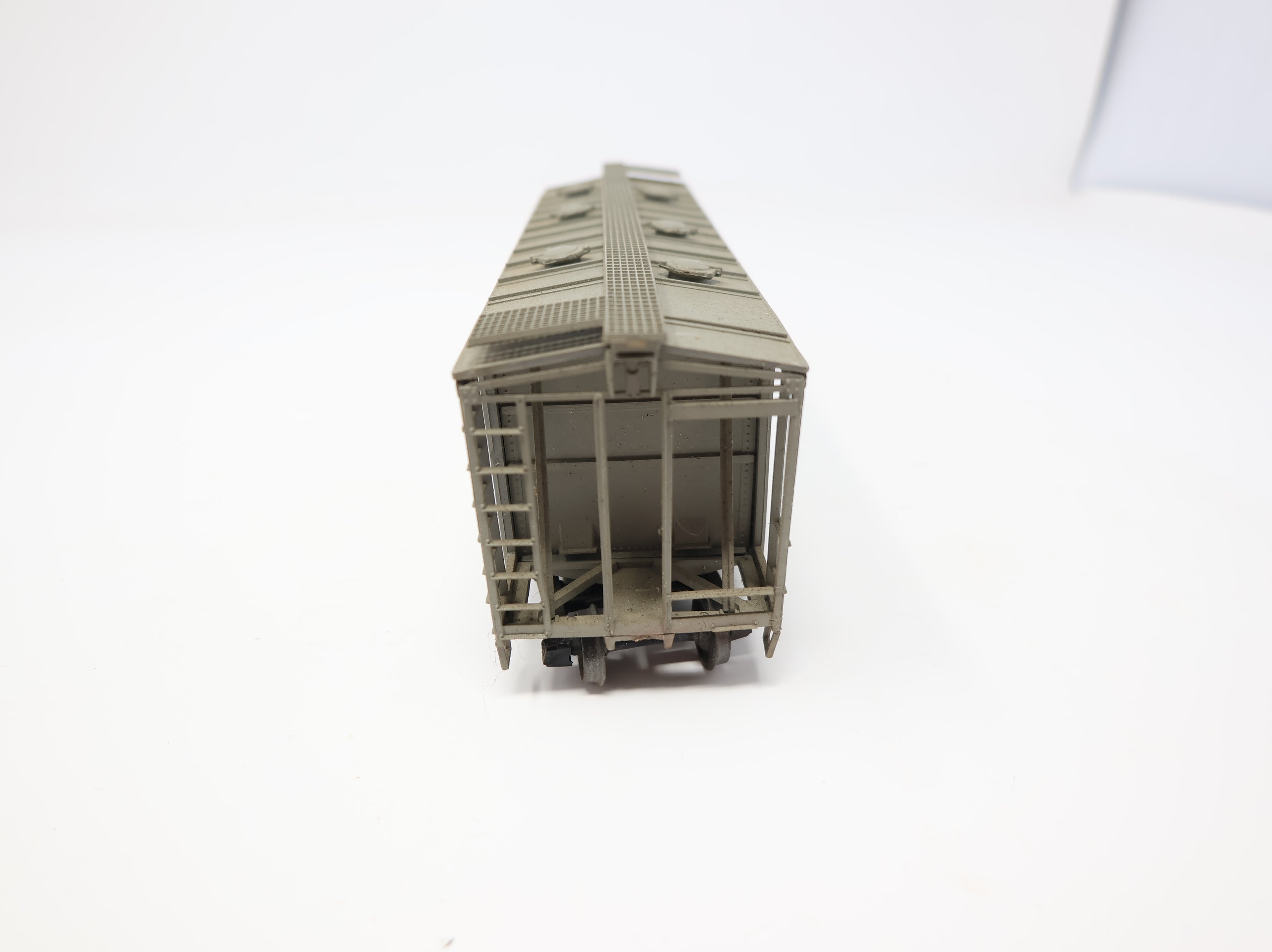 USED HO Scale Airslide Covered Hopper Delaware and Hudson D&H #12927 Light Weathering
