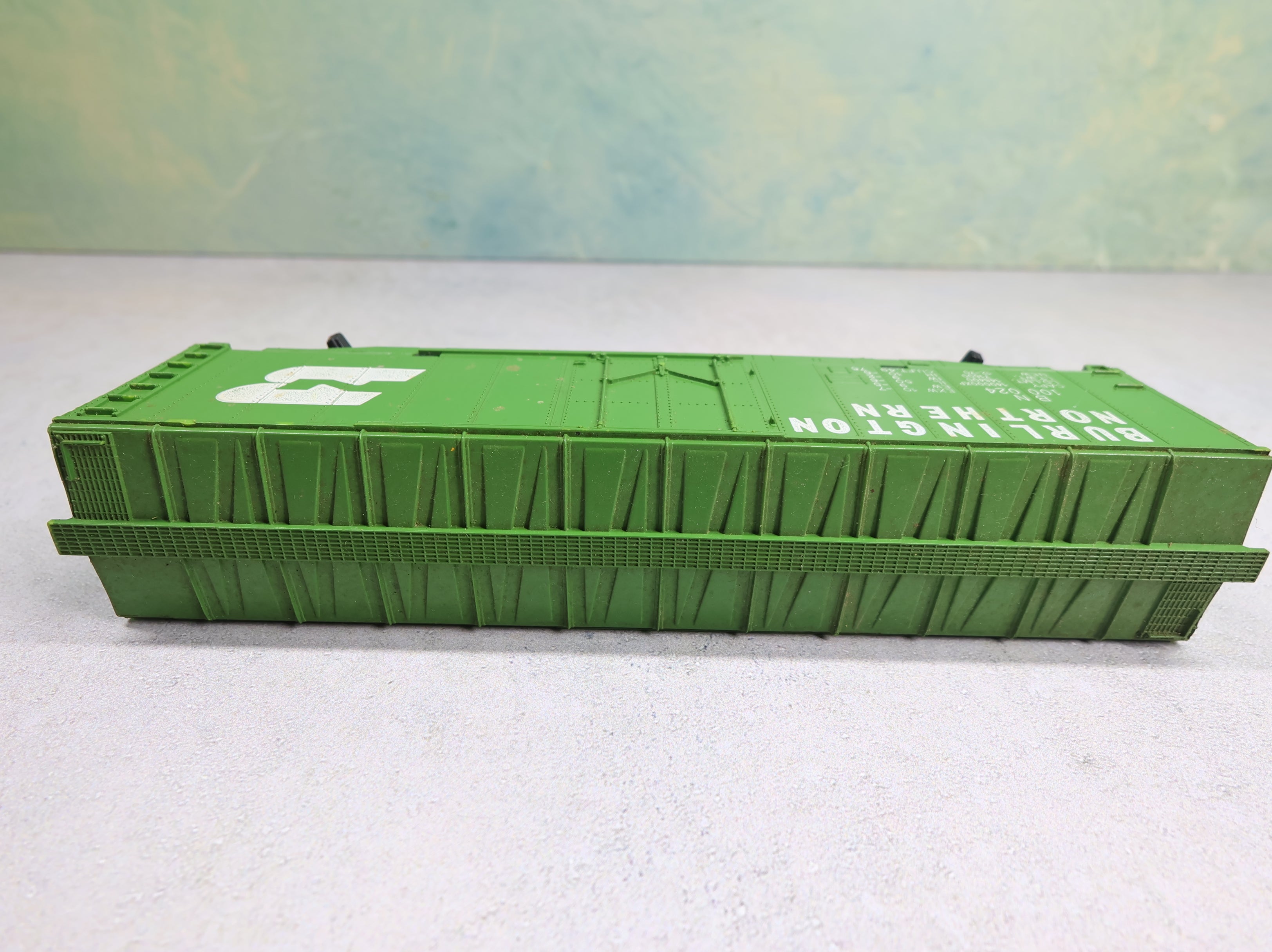 USED Tyco HO Scale 50' Box Car Burlington Northern BN #100024