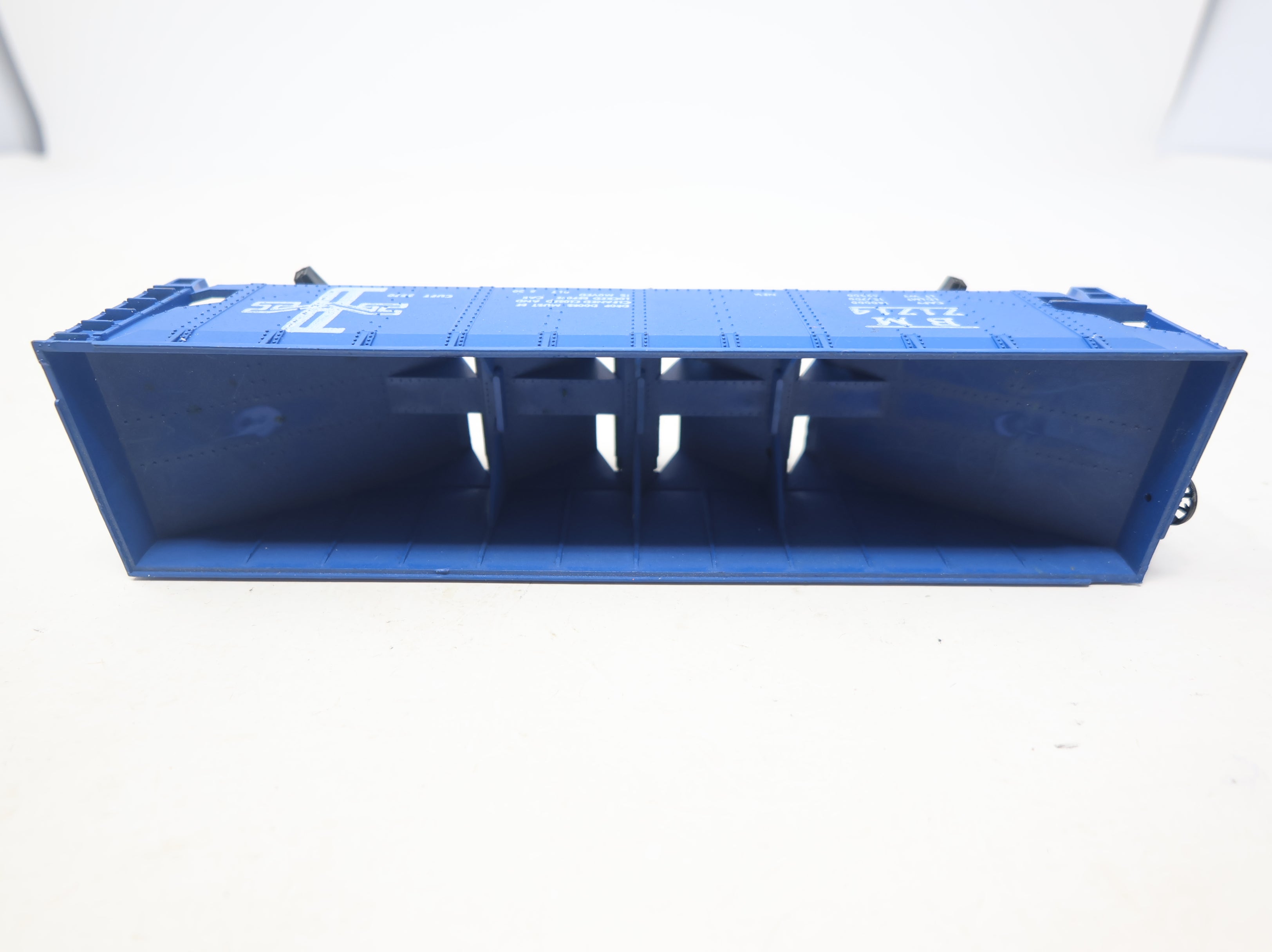 USED Roco HO Scale 4 Bay Operating Hopper Boston and Maine BM #71714