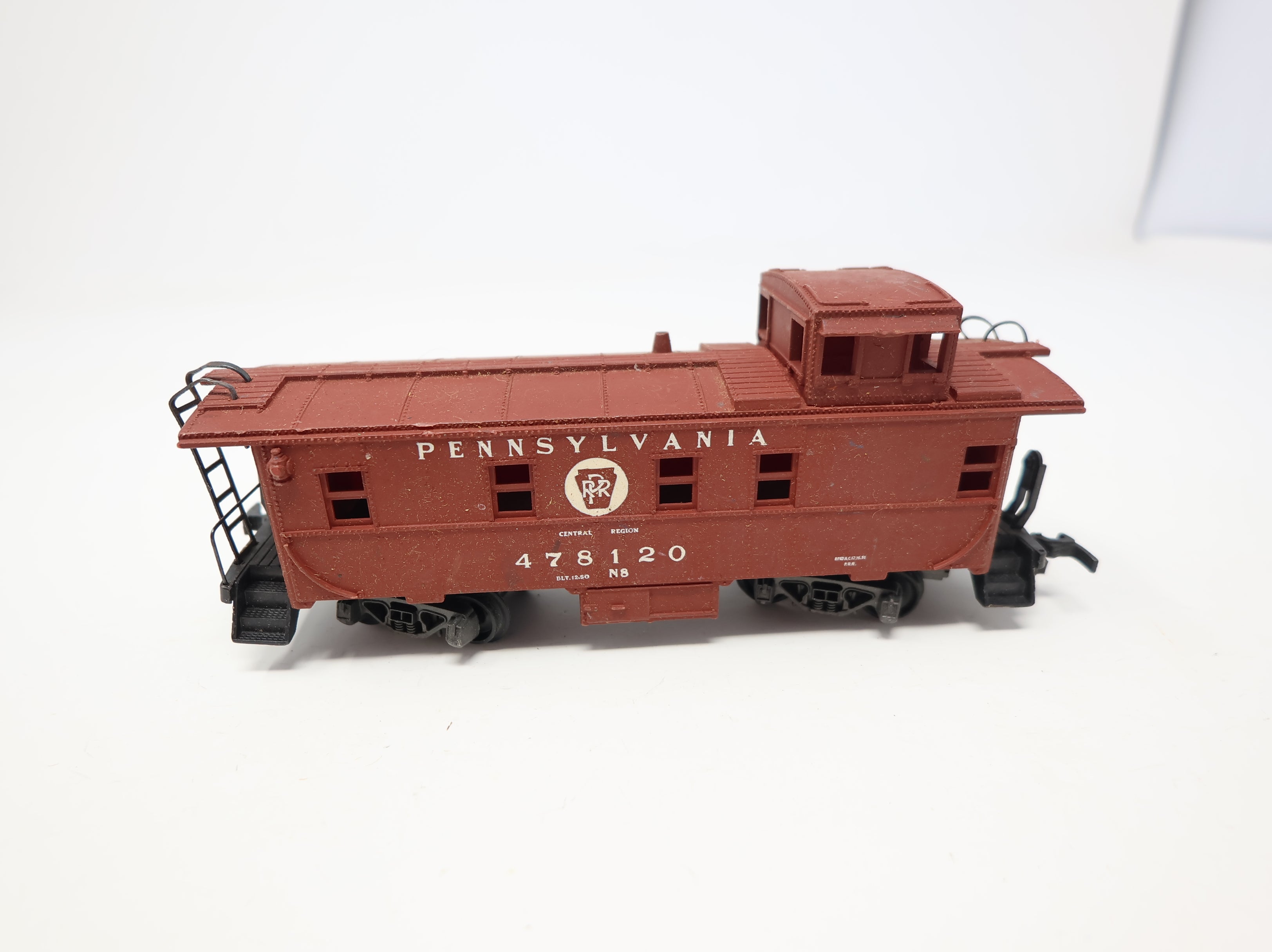 USED Rivarossi HO Scale N8 Caboose Pennsylvania #478120
