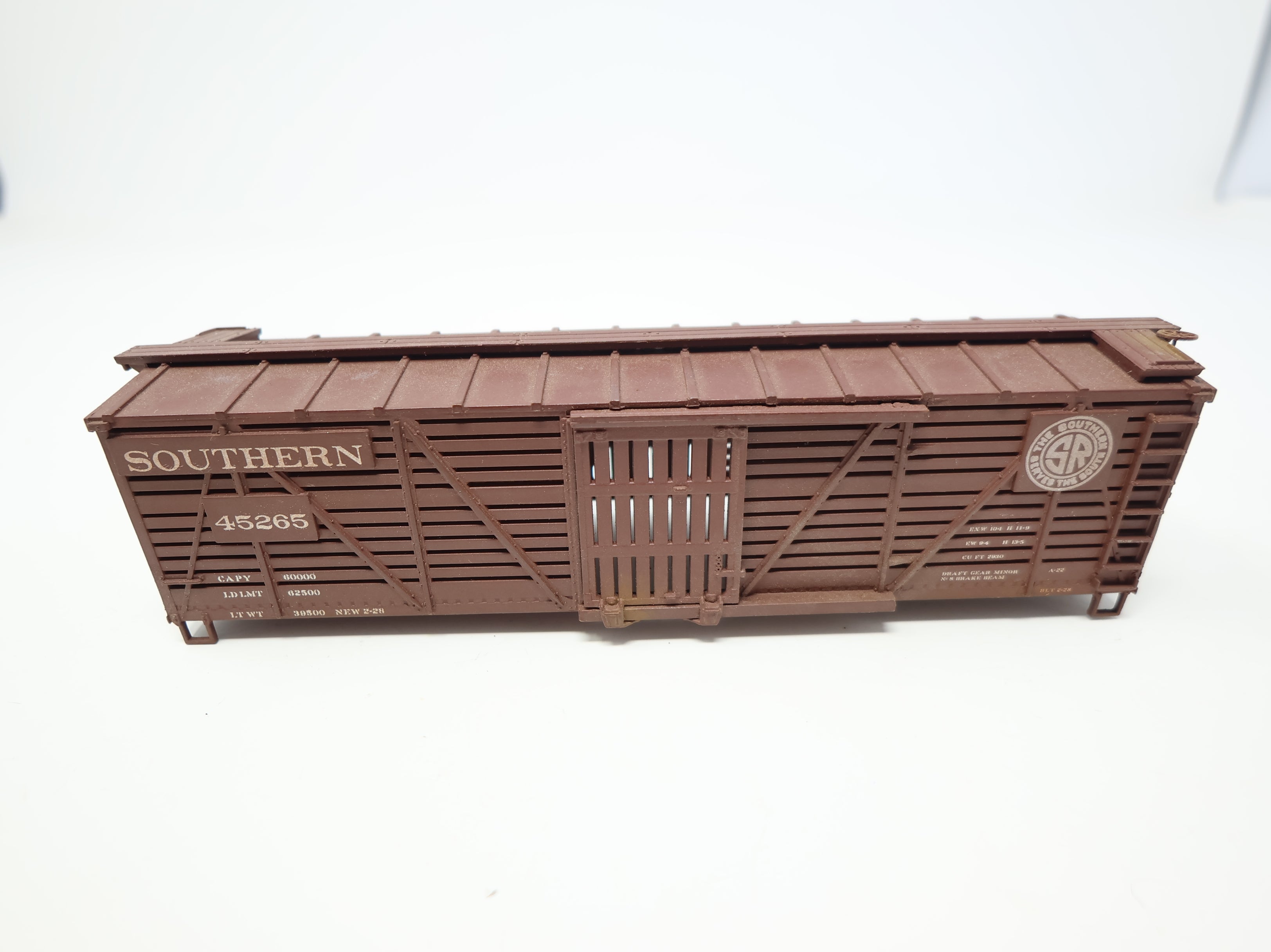 USED HO Scale Cattle Stock Car Southern #45265 Weathered