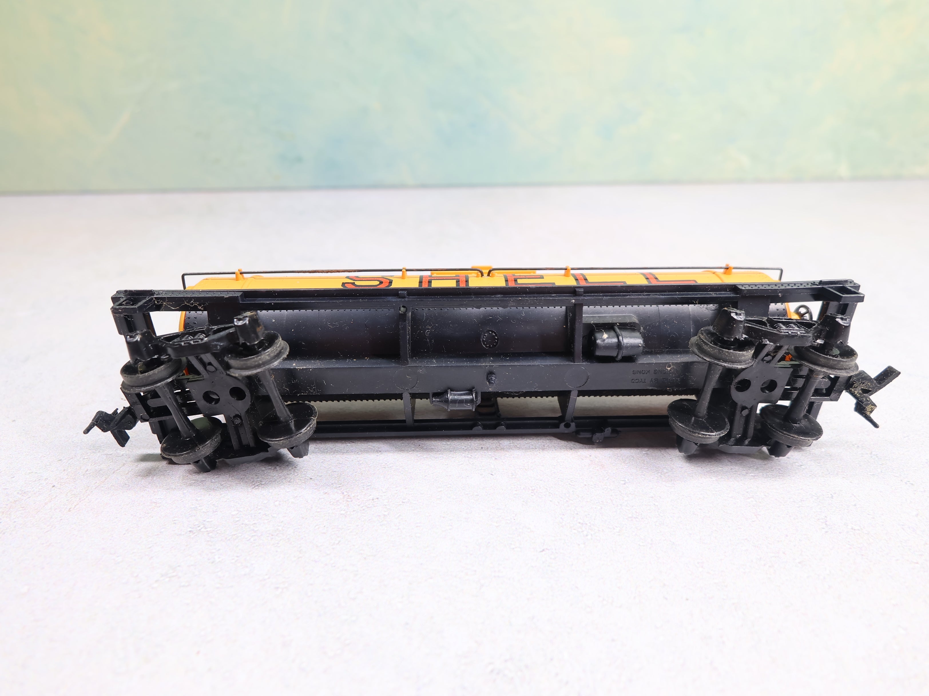 USED Tyco HO Scale Single Dome Tank Car Shell