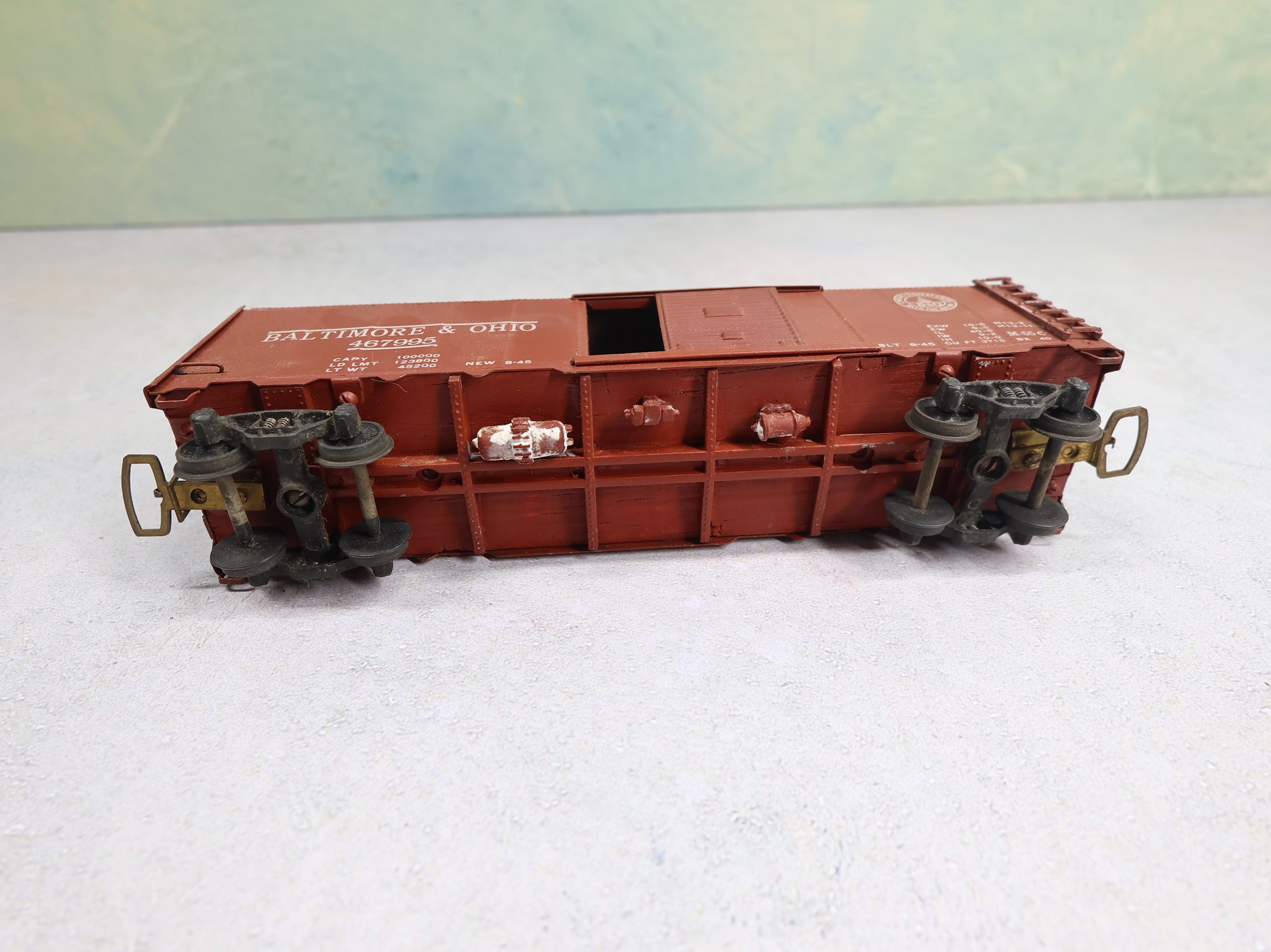USED Varney HO Scale 40' Box Car Baltimore and Ohio #467995 Euro Couplers