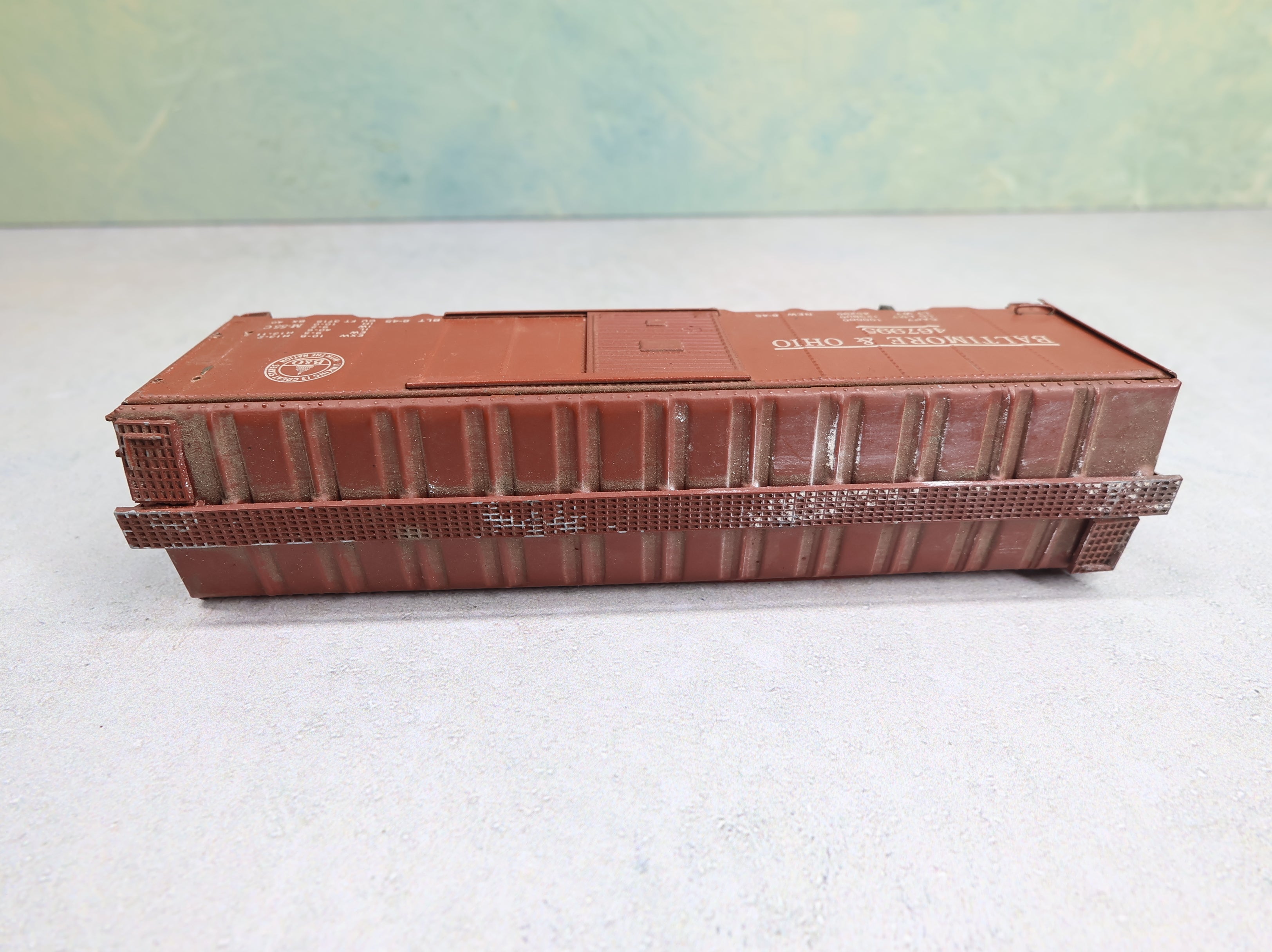 USED Varney HO Scale 40' Box Car Baltimore and Ohio #467995 Euro Couplers