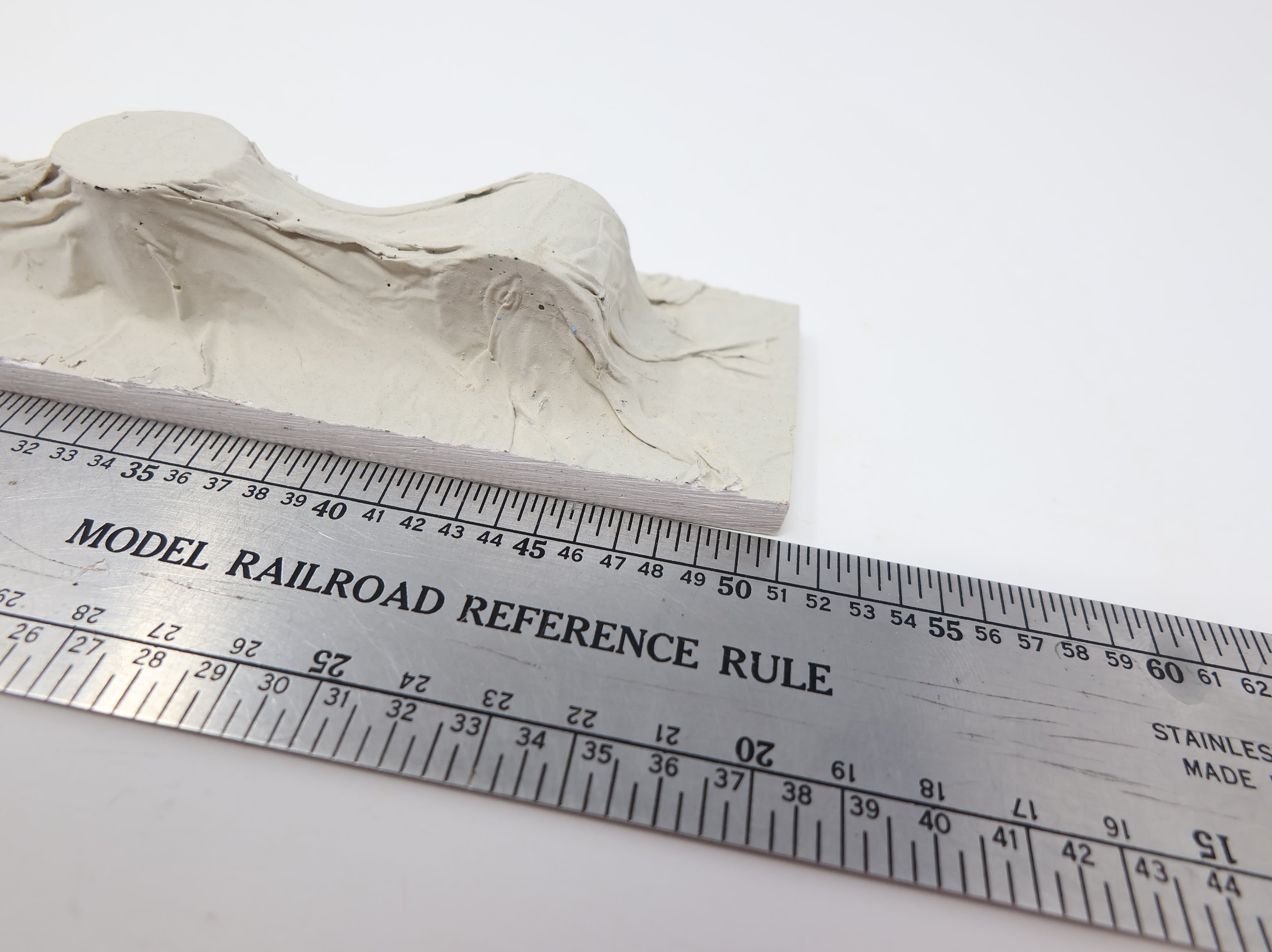USED HO Scale White Tarp Load for 51' Gondola