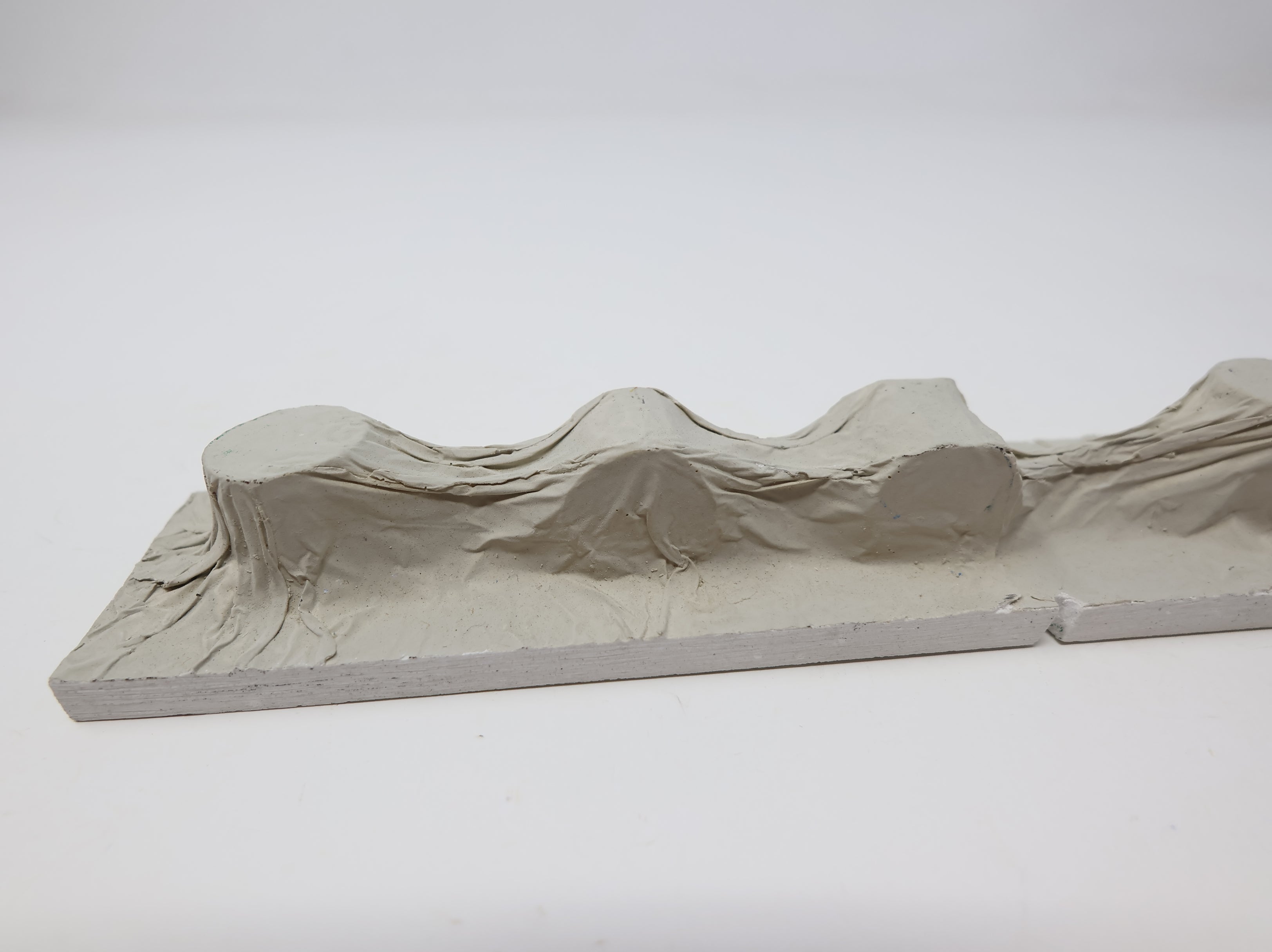 USED HO Scale White Tarp Load for 51' Gondola