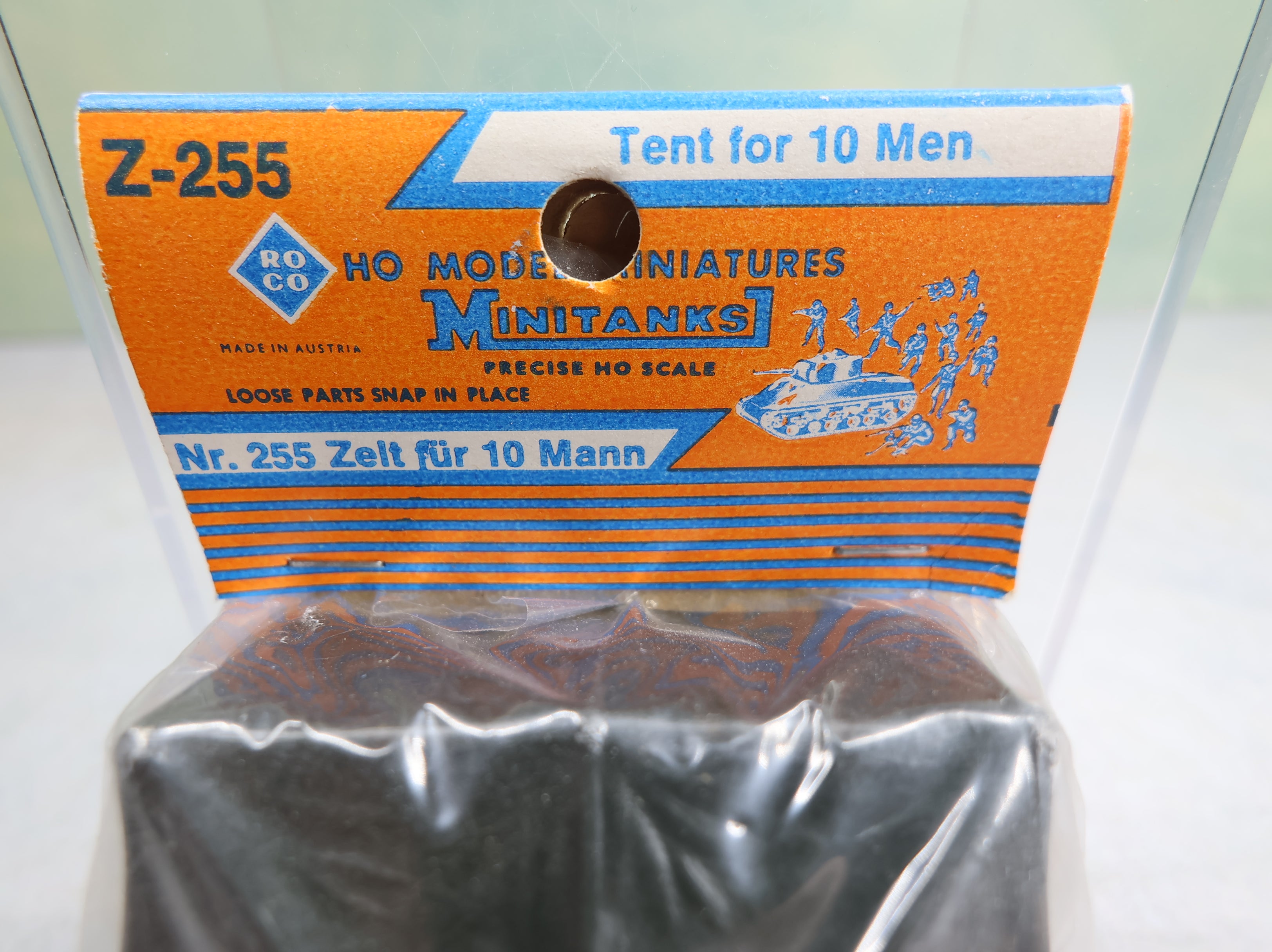 Roco Z255 HO Scale MiniTanks Tent for 10 Men Military Details