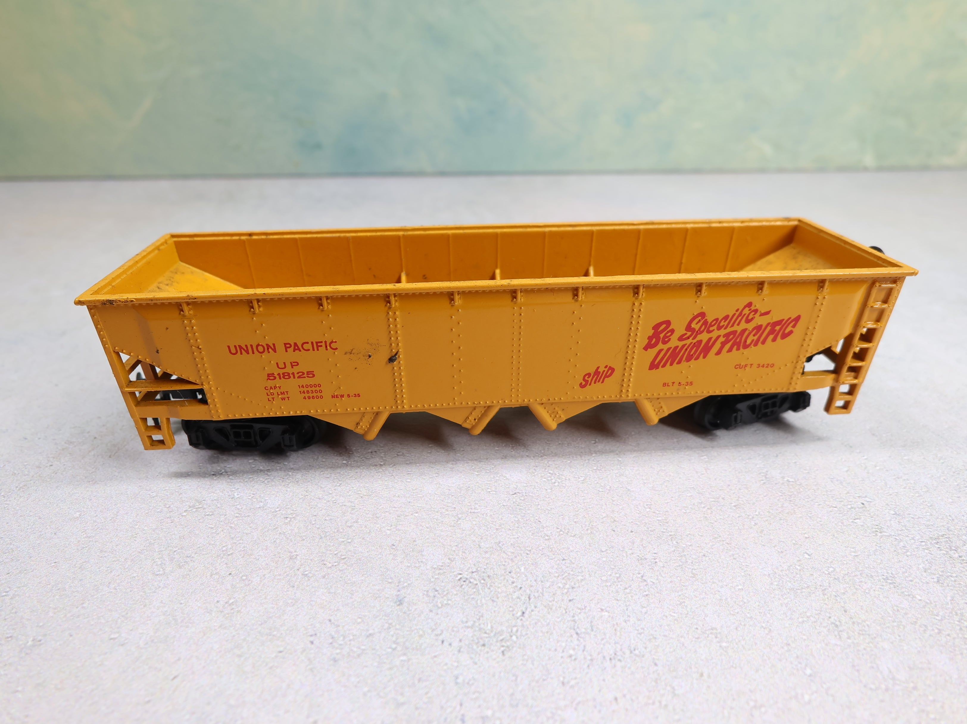 USED Bachmann HO Scale Quad Hopper Union Pacific UP #518125