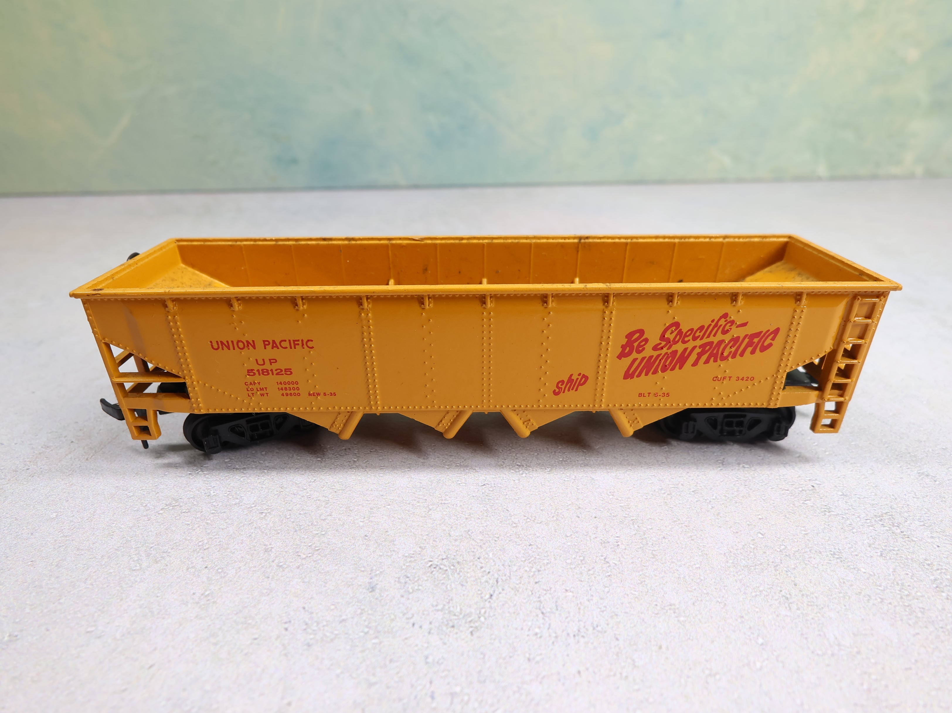 USED Bachmann HO Scale Quad Hopper Union Pacific UP #518125