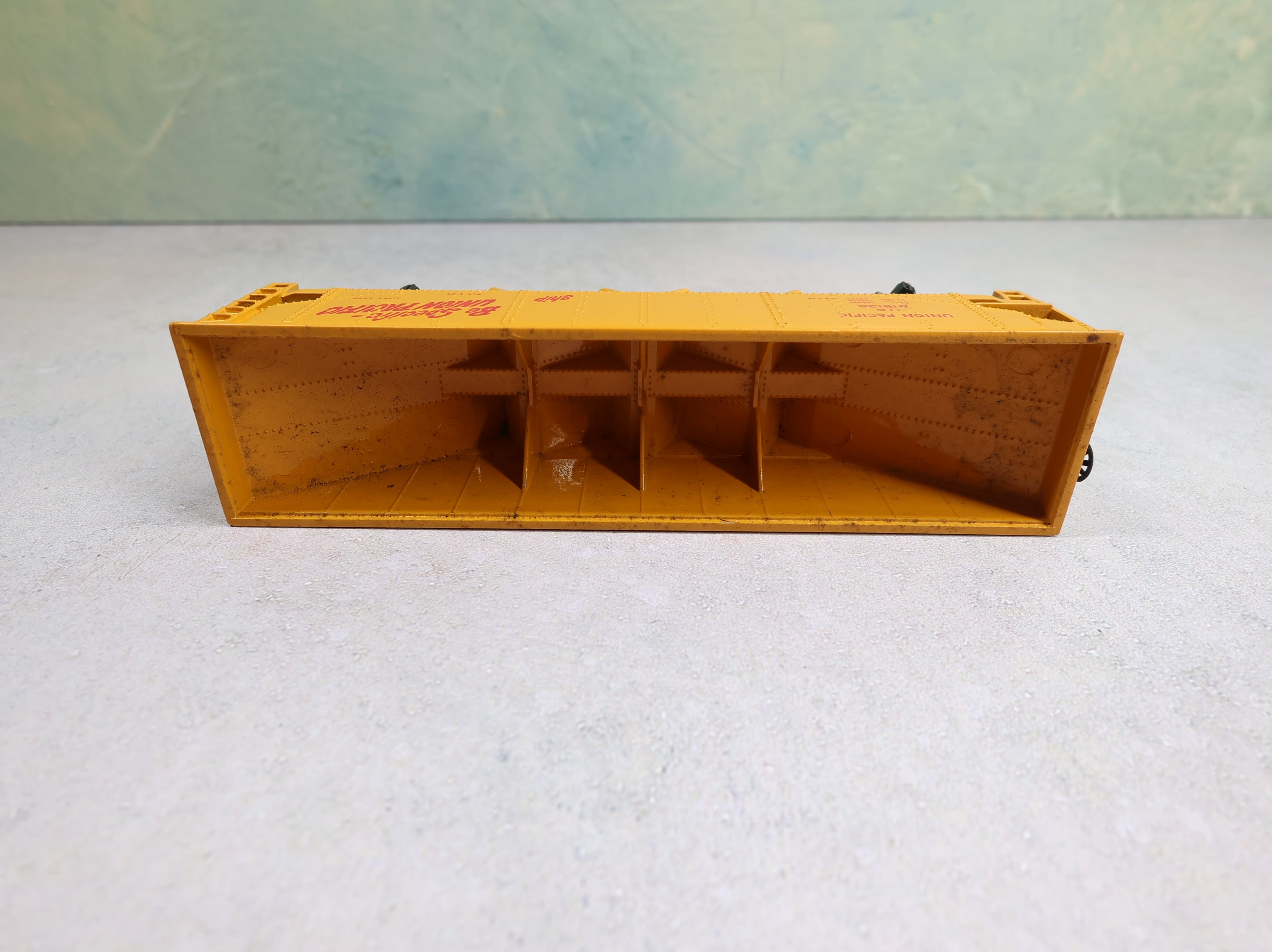 USED Bachmann HO Scale Quad Hopper Union Pacific UP #518125