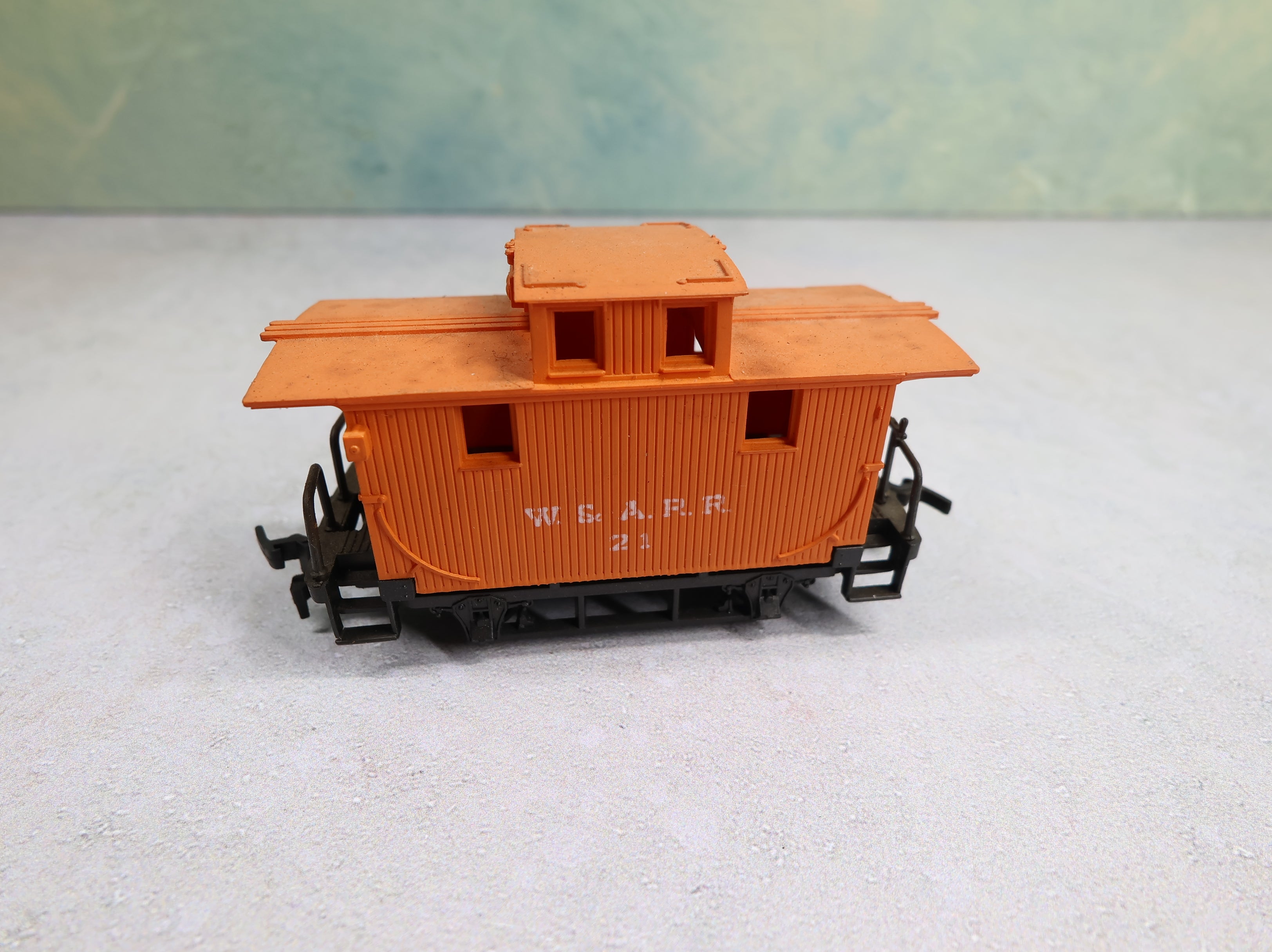 USED AHM HO Scale Bobber Caboose Western & Atlantic #21