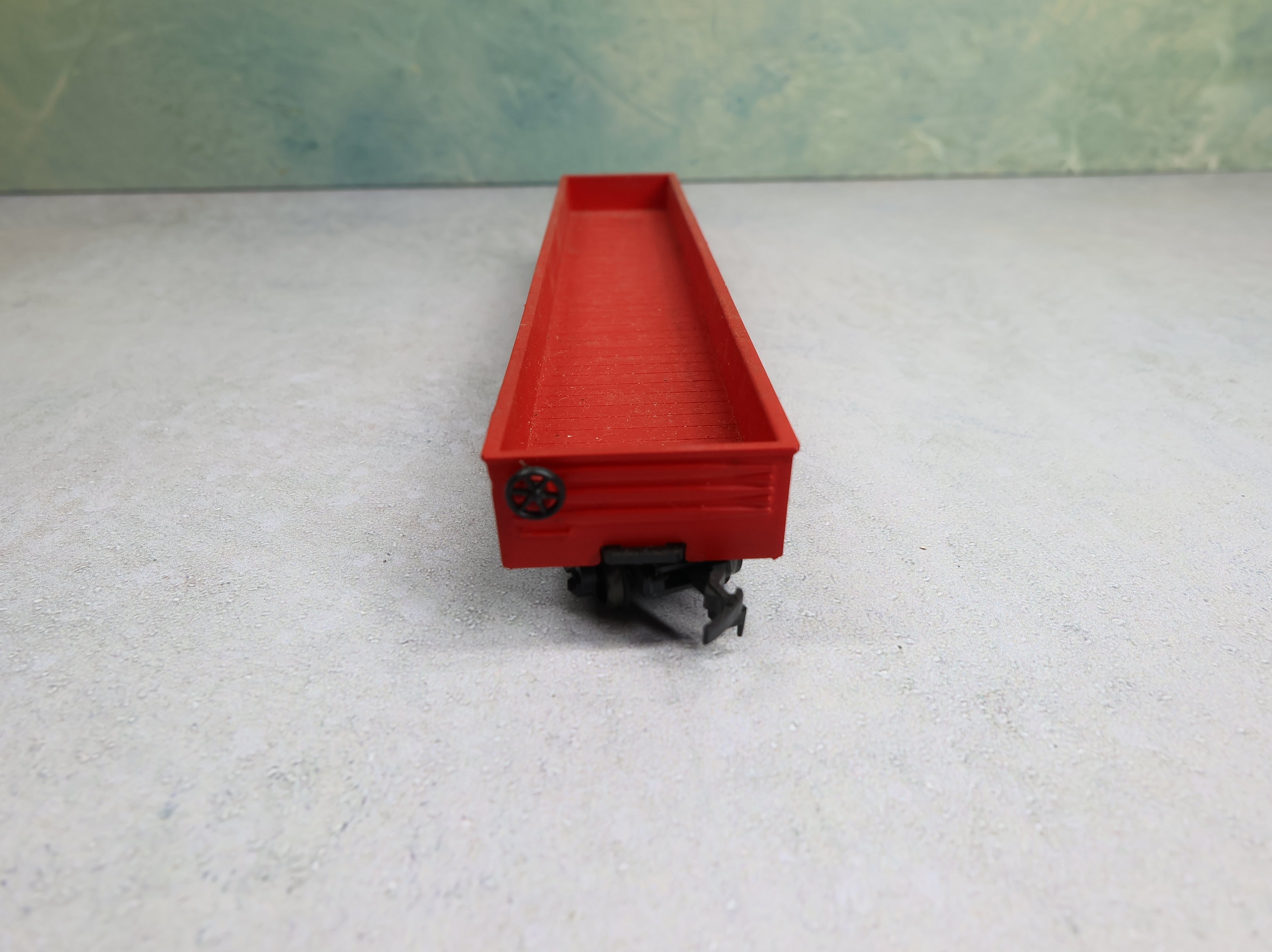 USED ROCO HO Scale 50' Wood Side Gondola Milwaukee Road MILW #190278