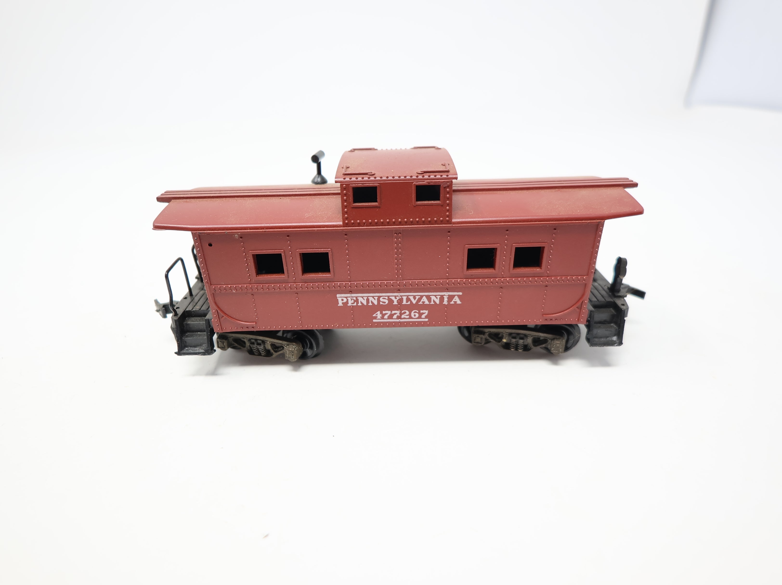 USED Varney HO Scale Caboose Pennsylvania #477267