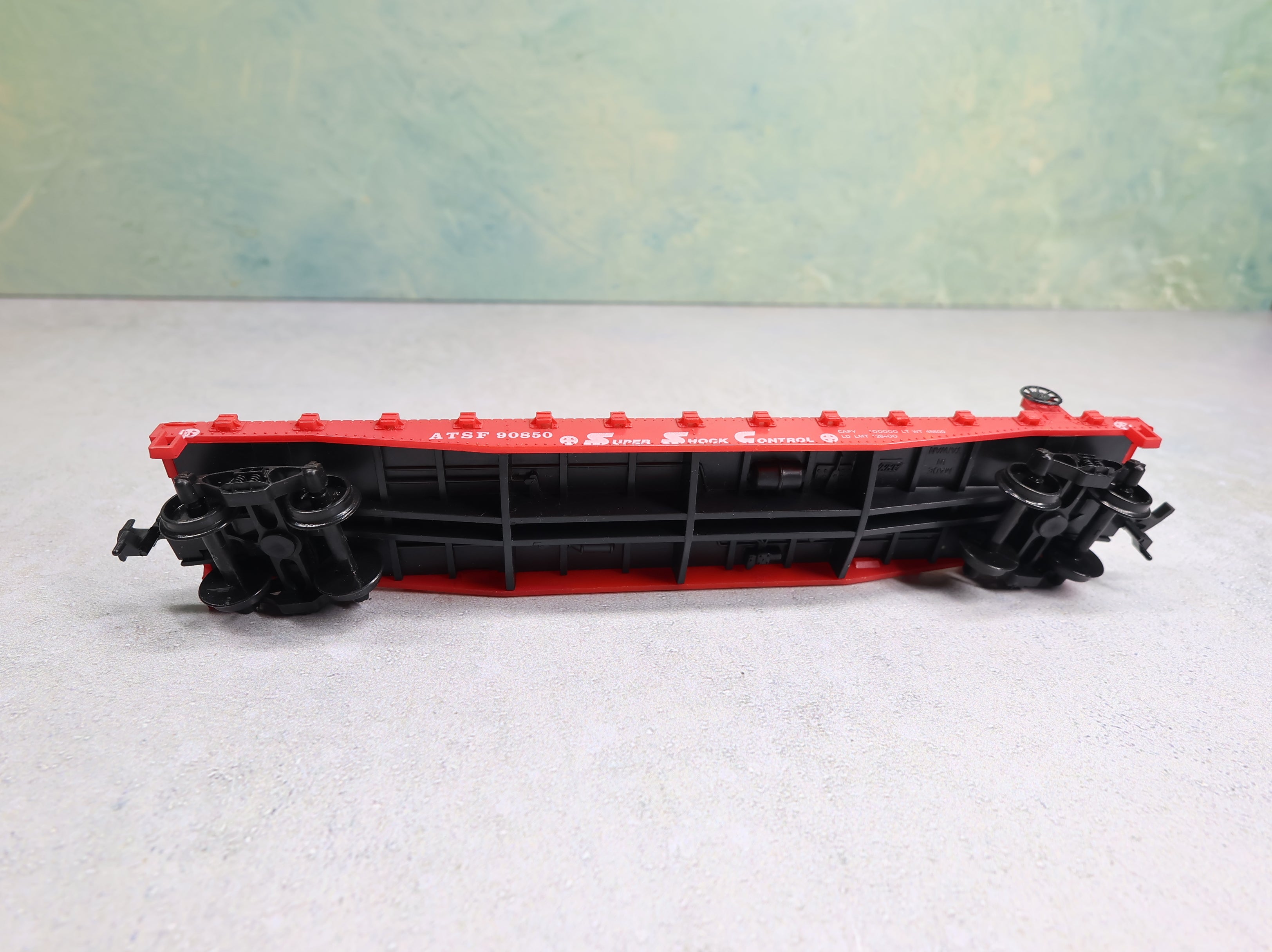 USED AHM HO Scale 50' Flat Car Santa Fe ATSF #90850