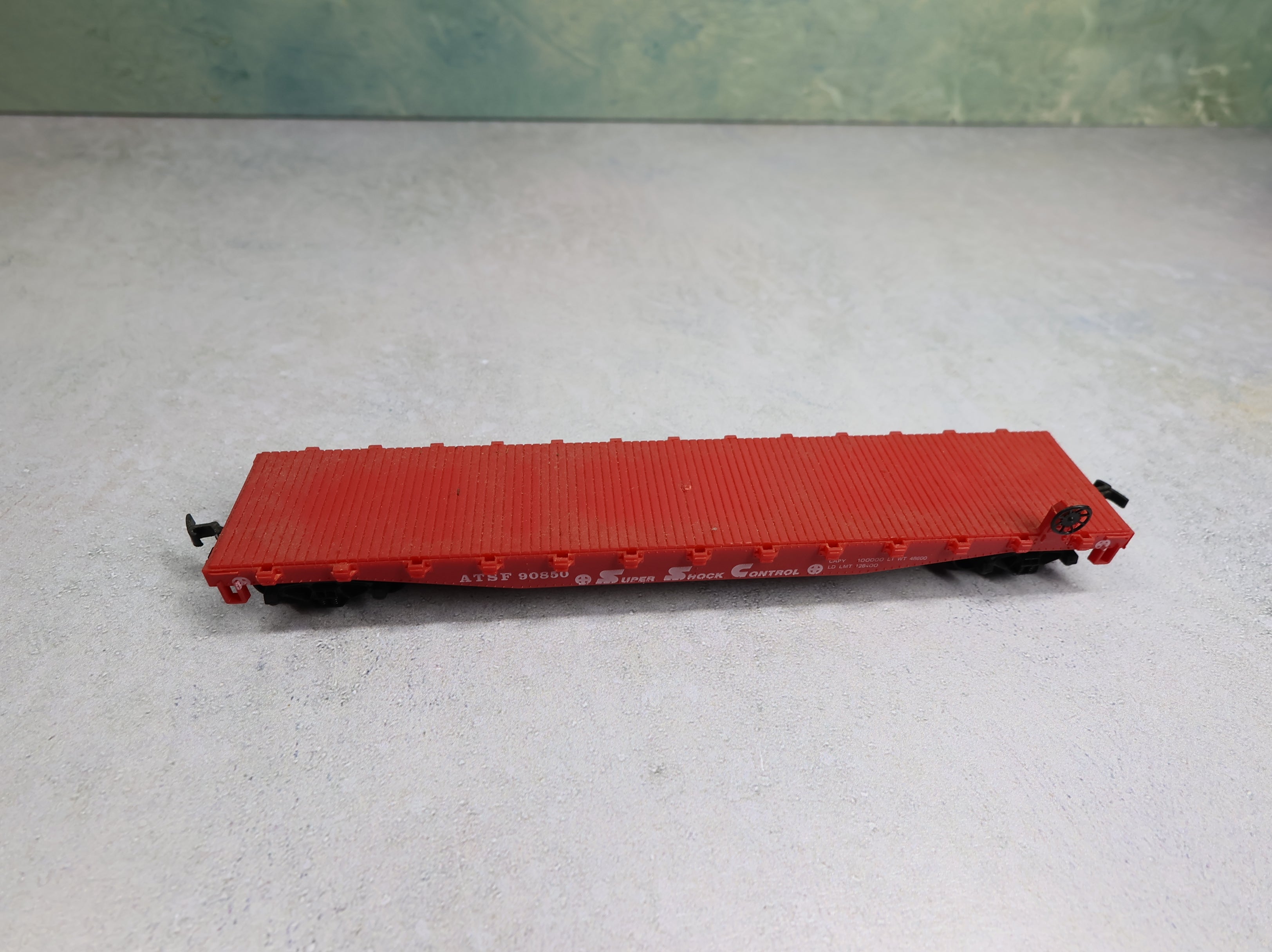 USED AHM HO Scale 50' Flat Car Santa Fe ATSF #90850
