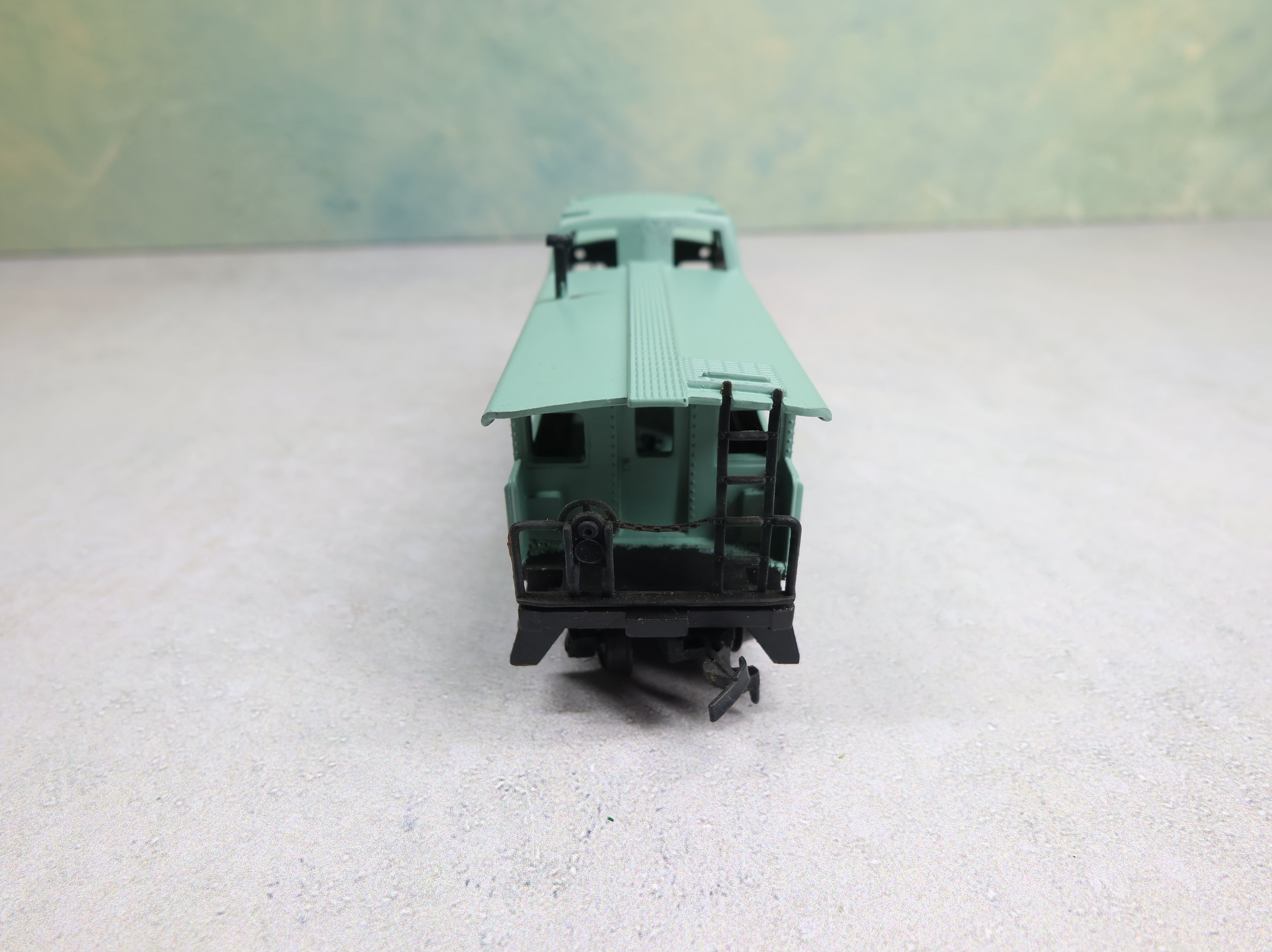 USED Tyco HO Scale Caboose Undecorated