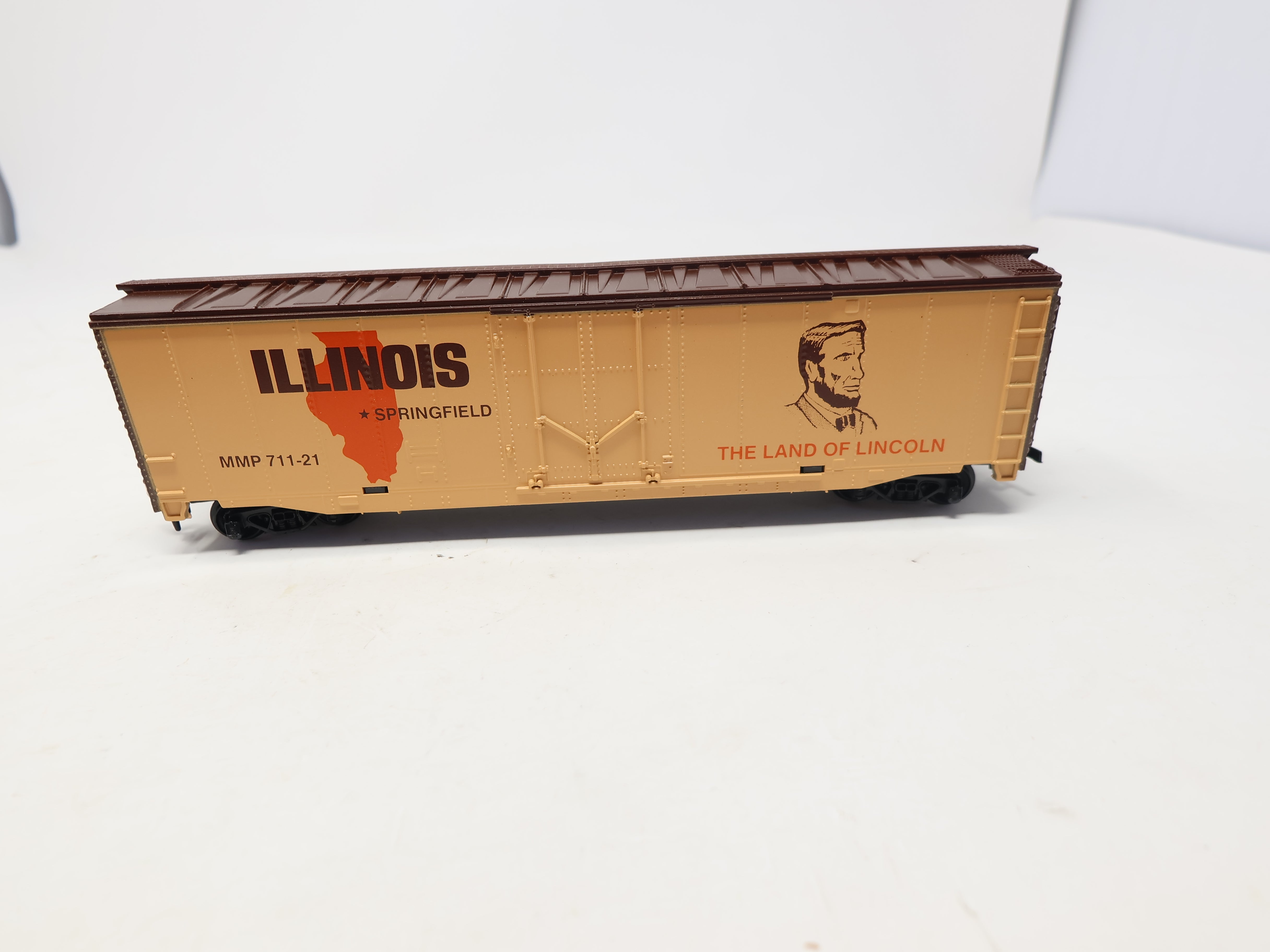 USED Mantua #711-21 HO Scale, State Box Car Illinois