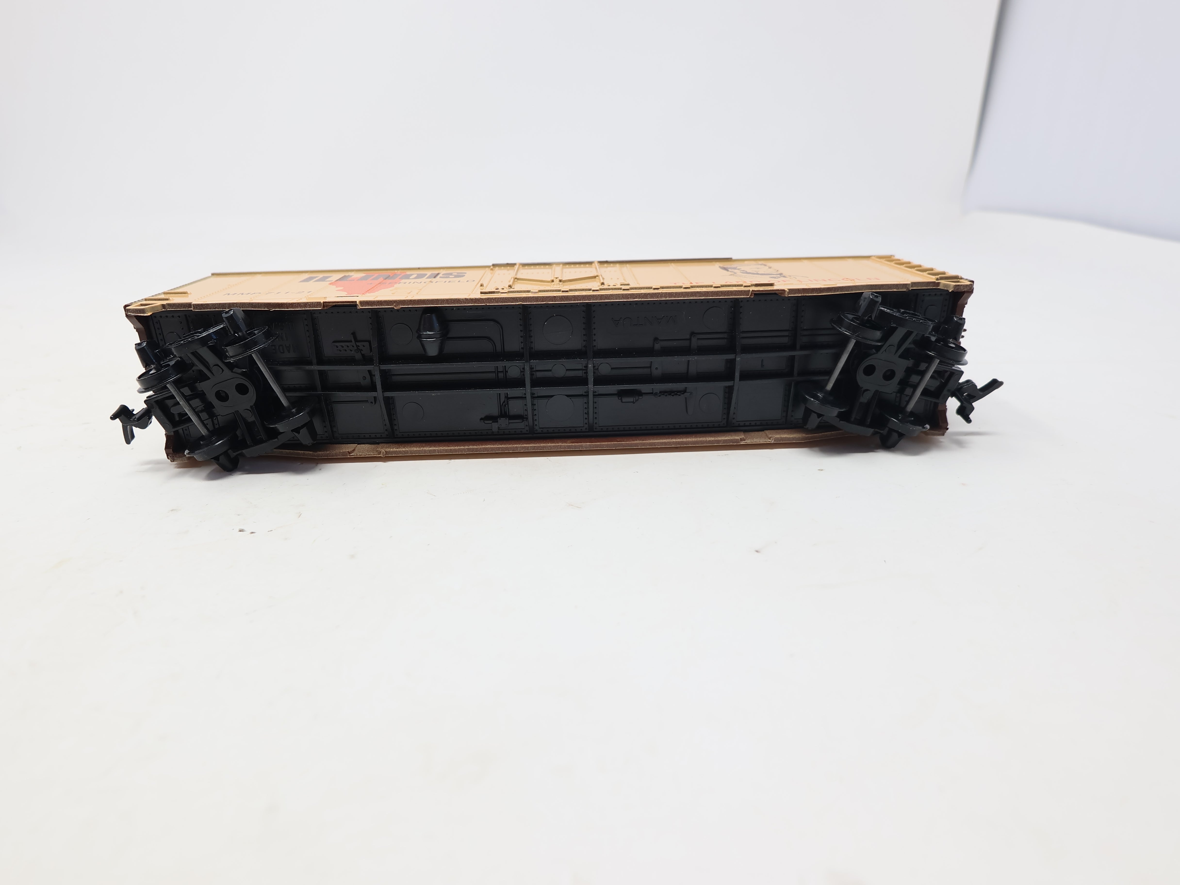 USED Mantua #711-21 HO Scale, State Box Car Illinois
