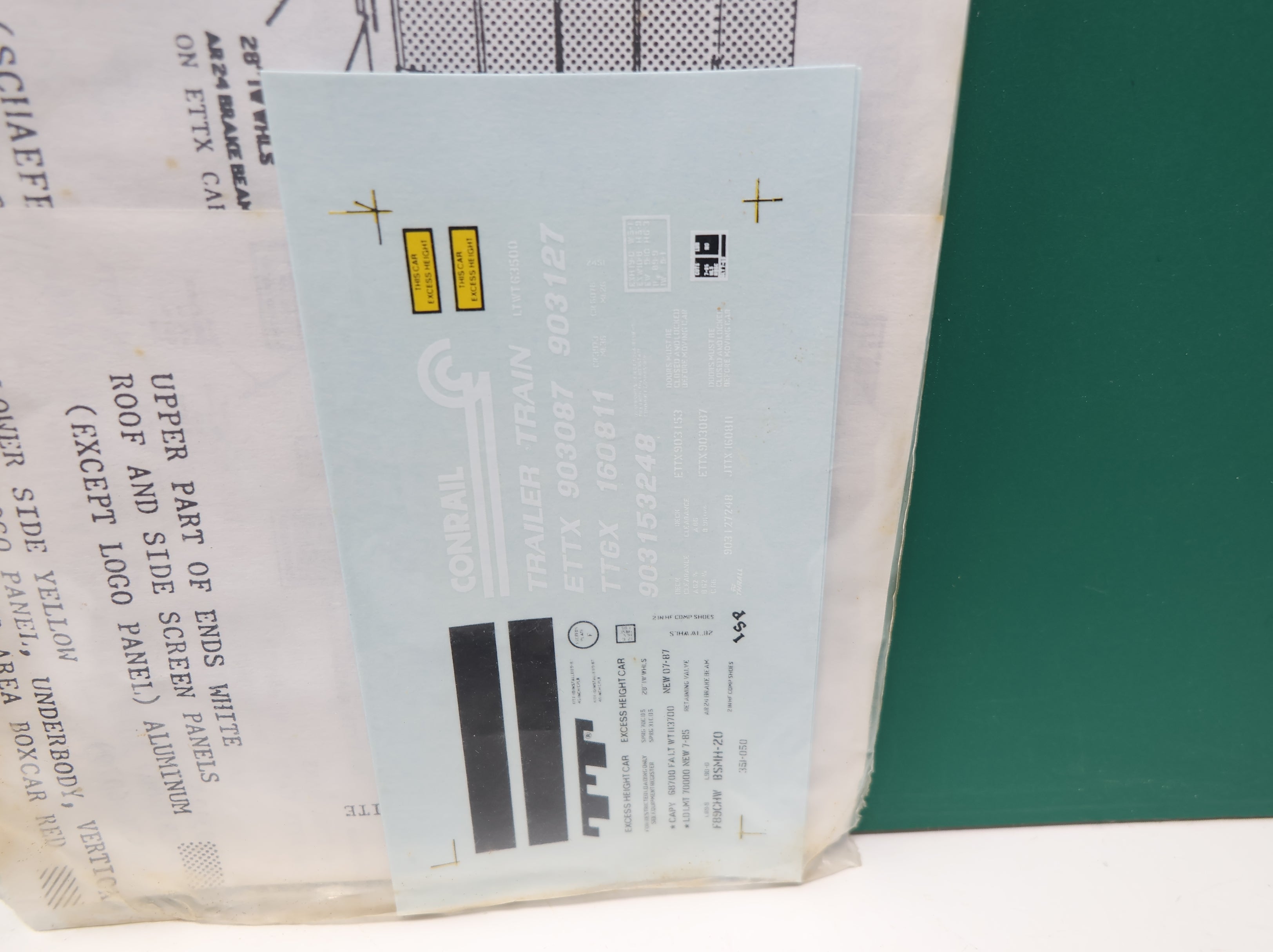 Islington Station Products 351-050A HO Scale Conrail Auto Rack Trailer Train Decals