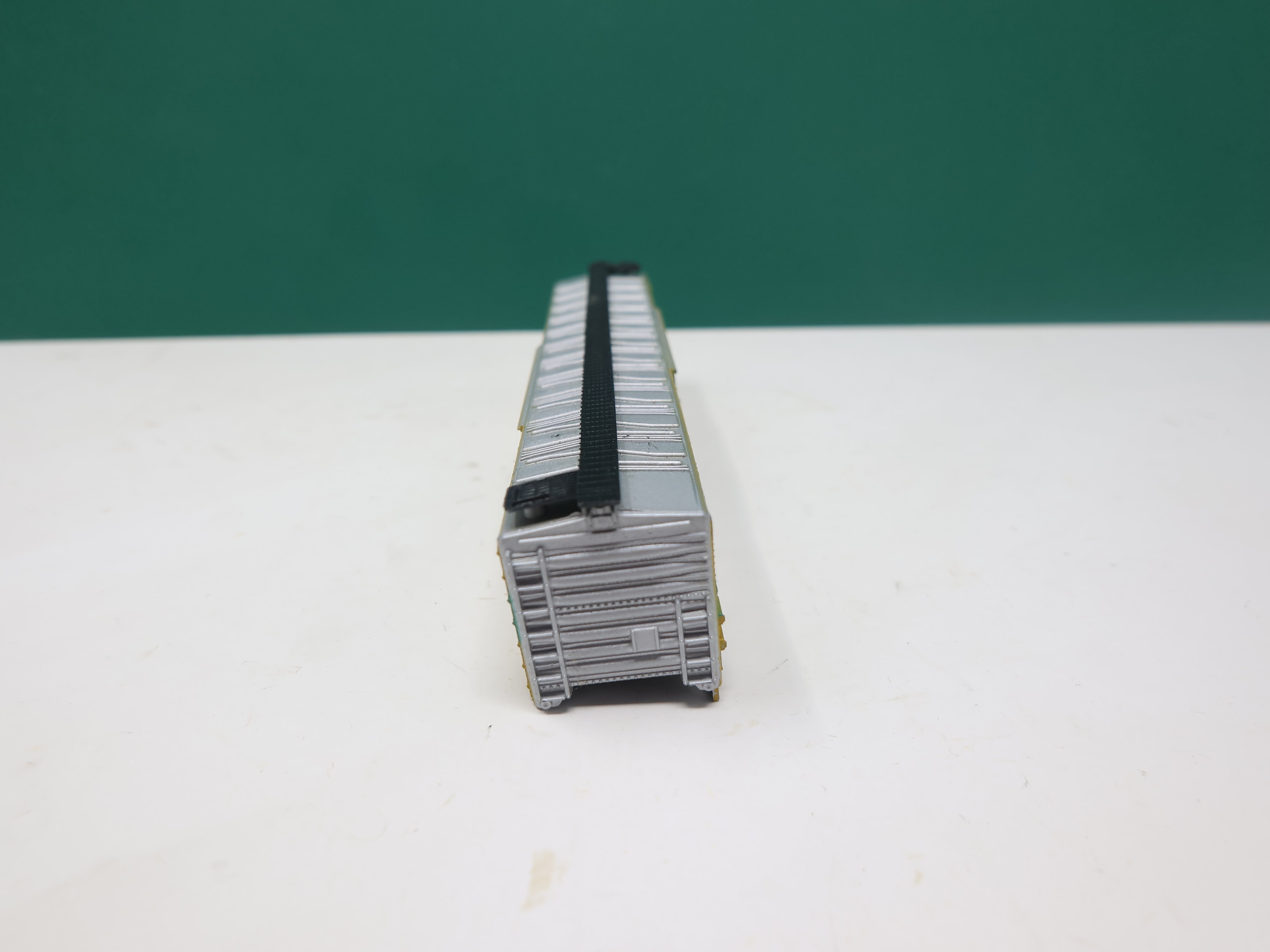USED Atlas N Scale, 50' Mechanical ReeferNYMX #1000, No trucks