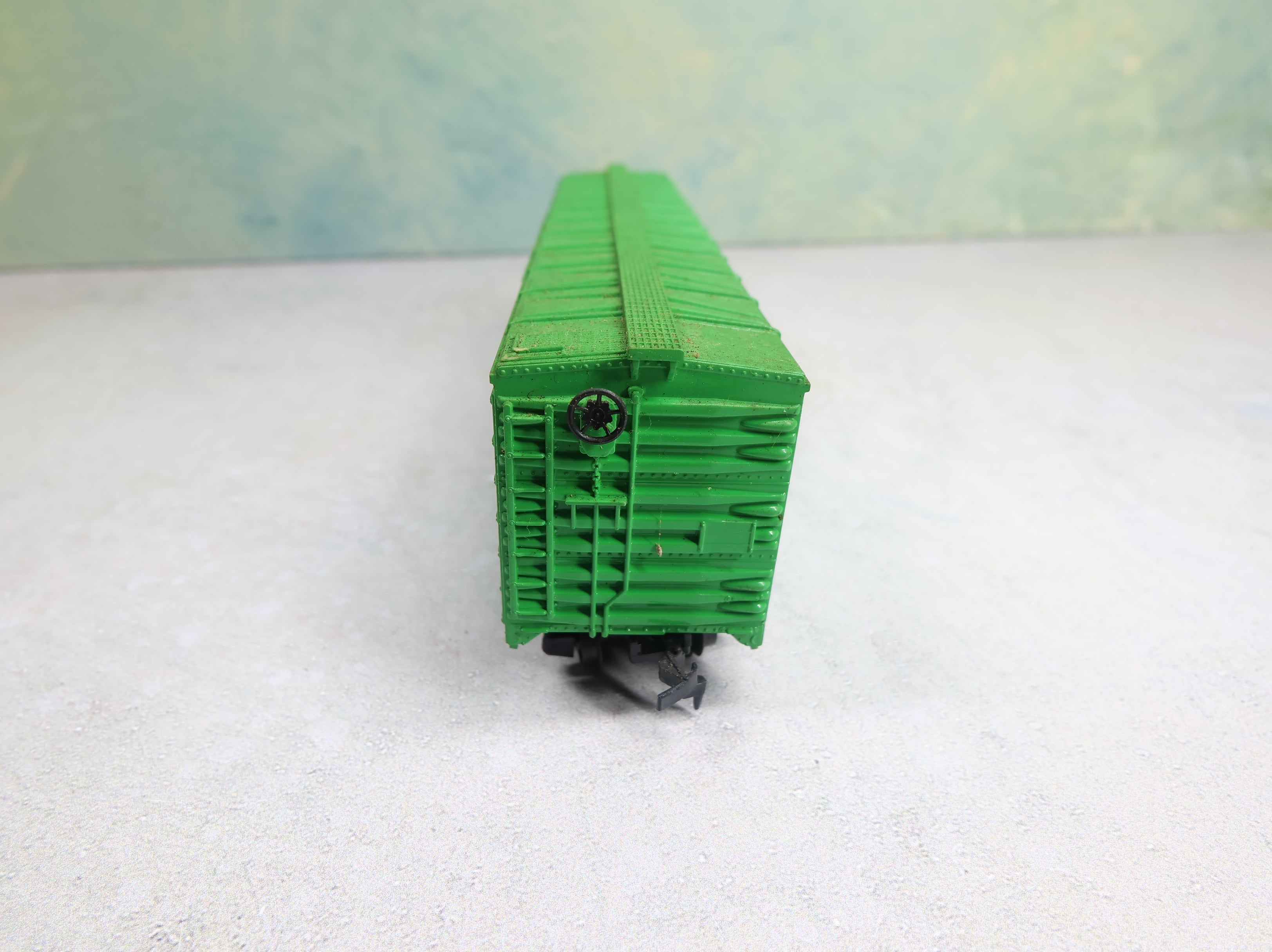 USED Tyco HO Scale 50' Box Car Burlington Northern BN #100024