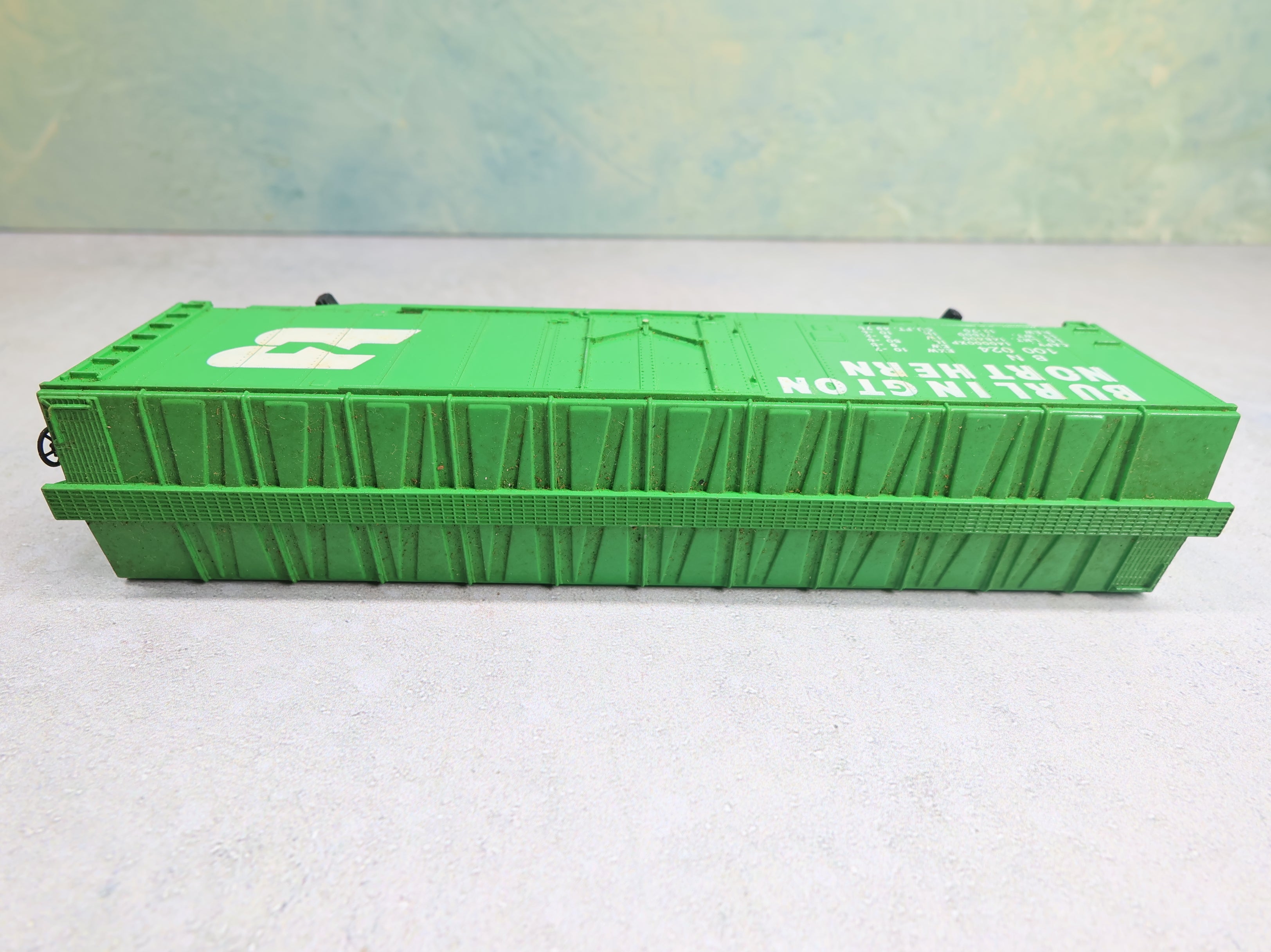 USED Tyco HO Scale 50' Box Car Burlington Northern BN #100024