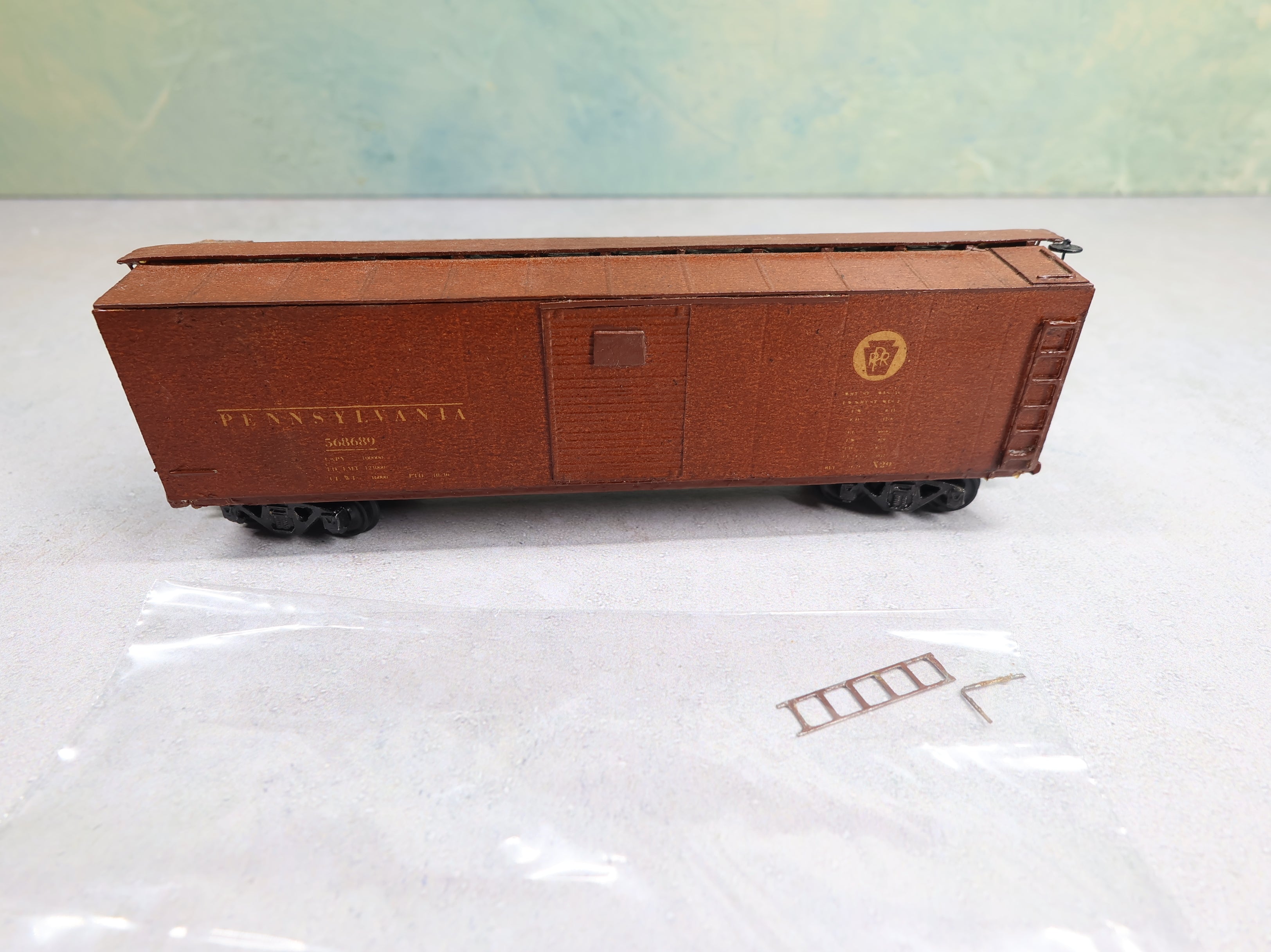 USED Varney HO Scale Box Car Pennsylvania Built Kit