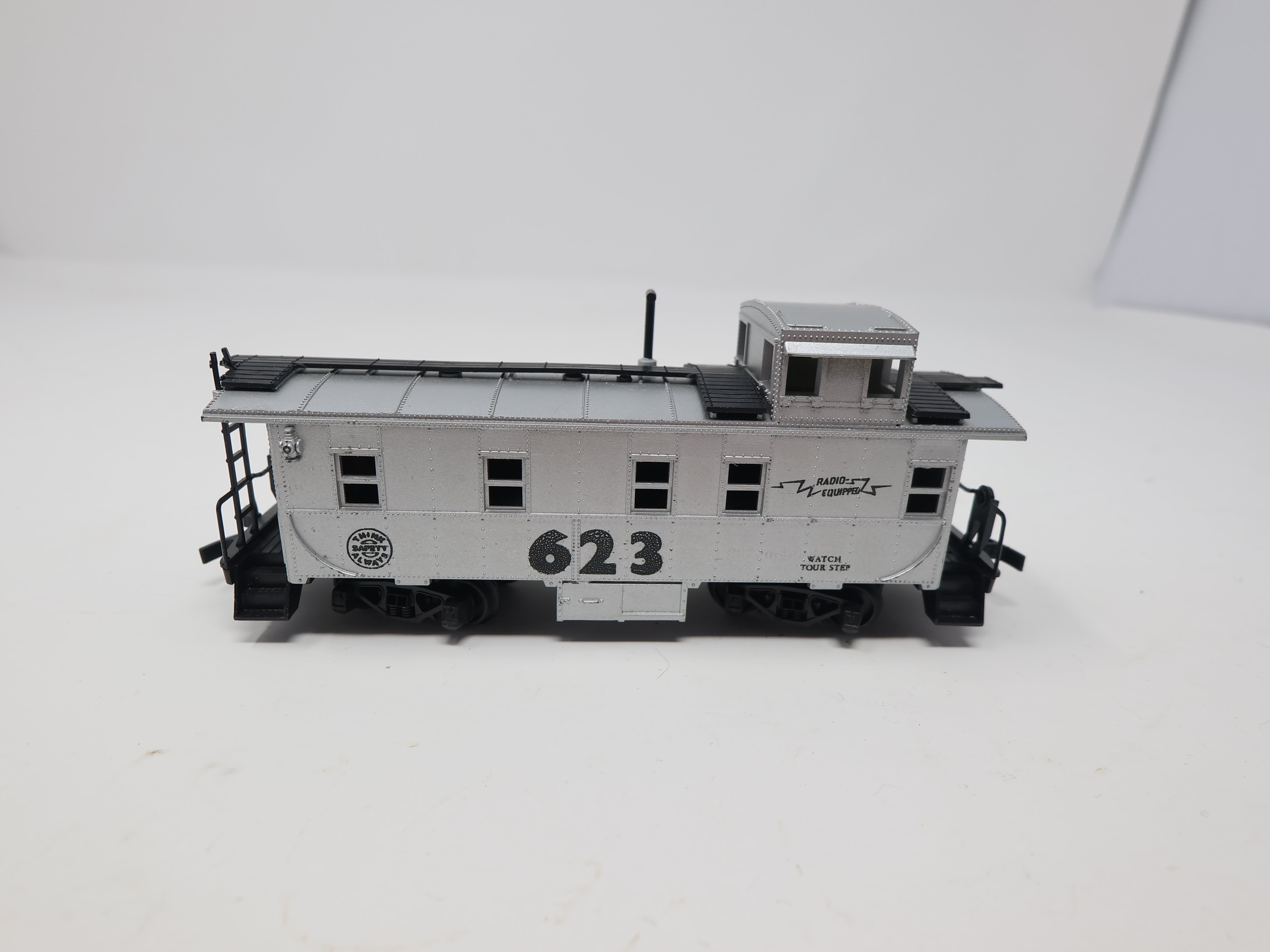 USED ROCO HO Scale, Safety Caboose#623
