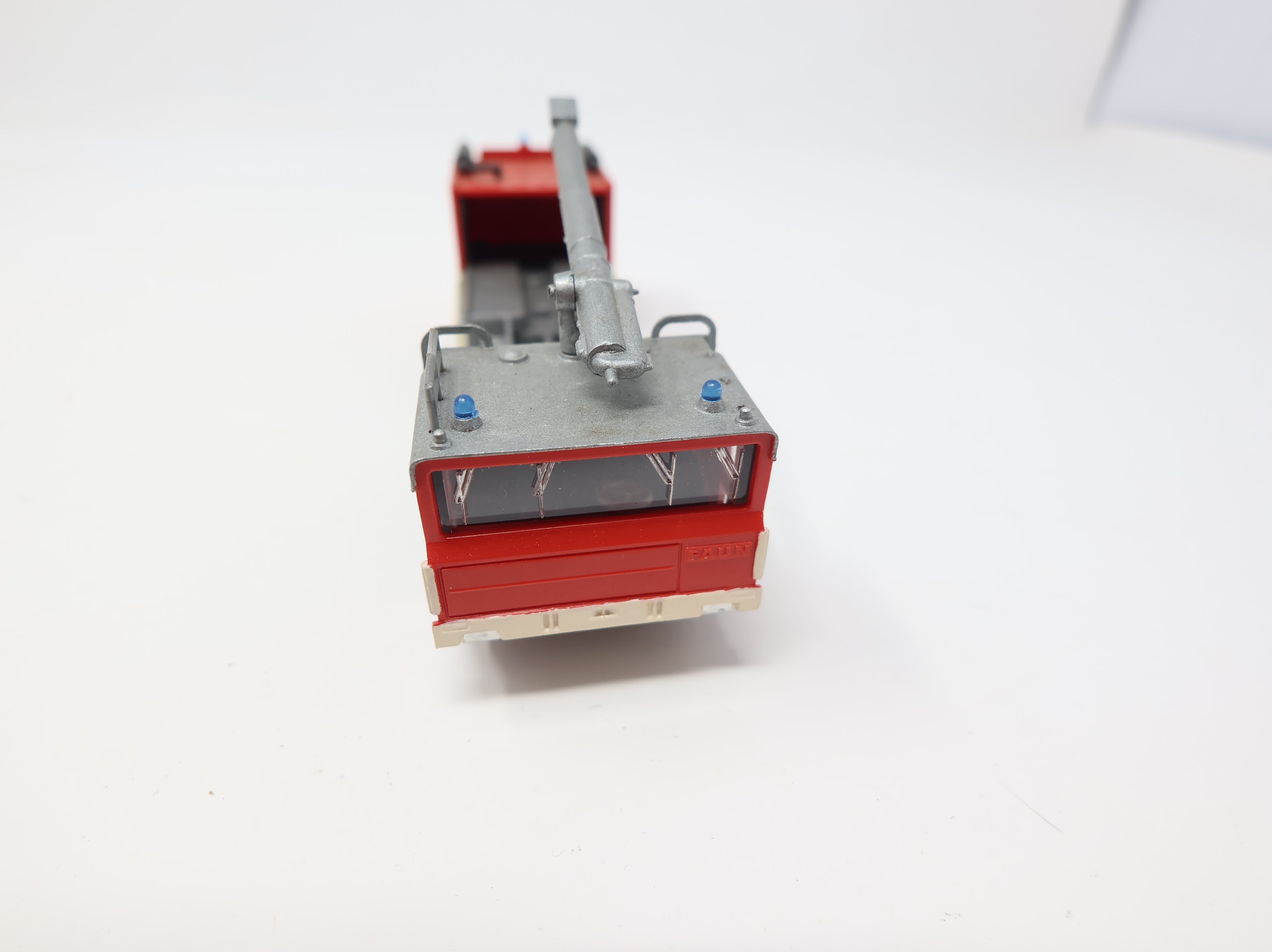 USED Preiser HO Scale Airport Fire Truck Flughafen Munchen
