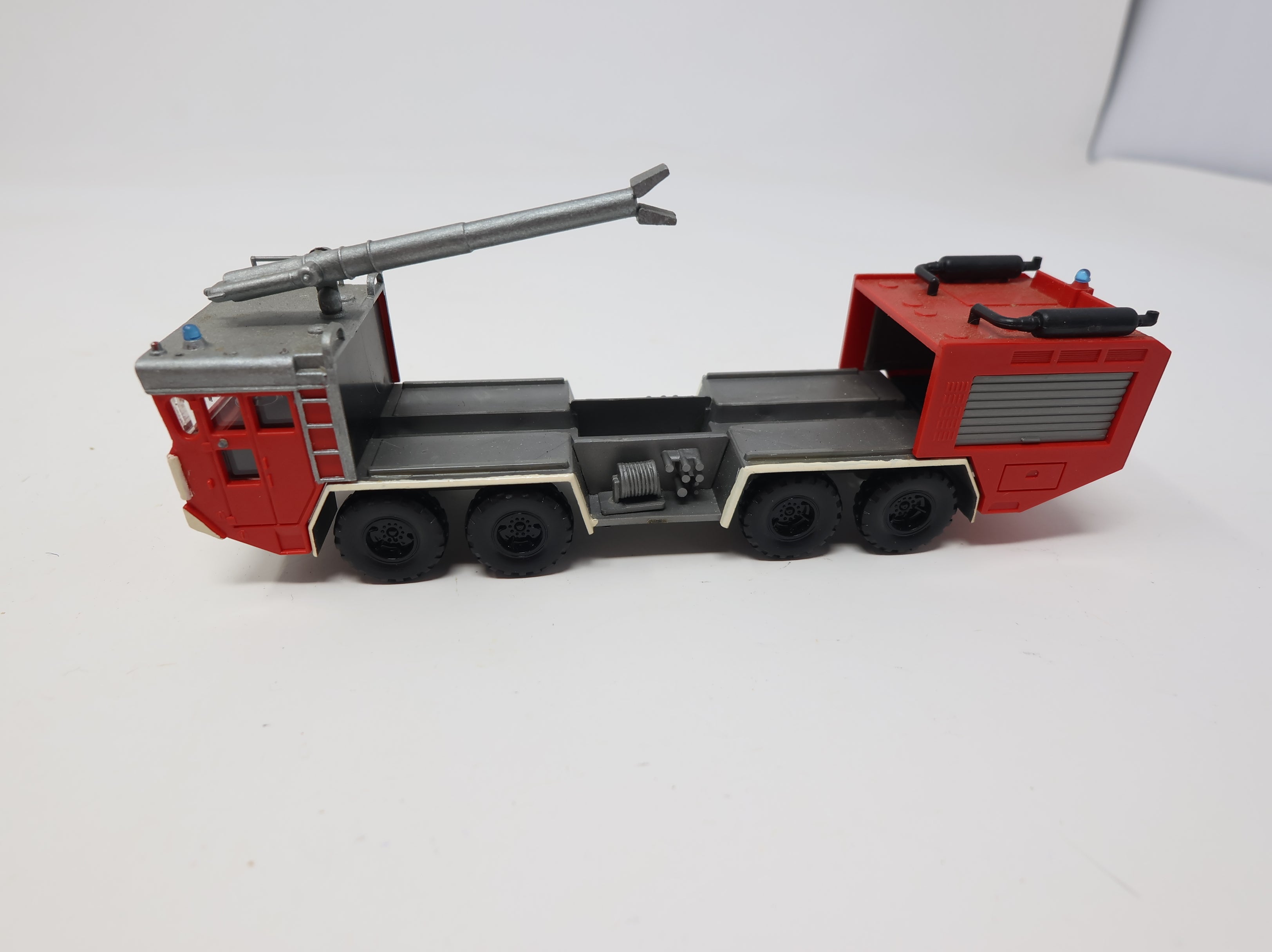 USED Preiser HO Scale Airport Fire Truck Flughafen Munchen