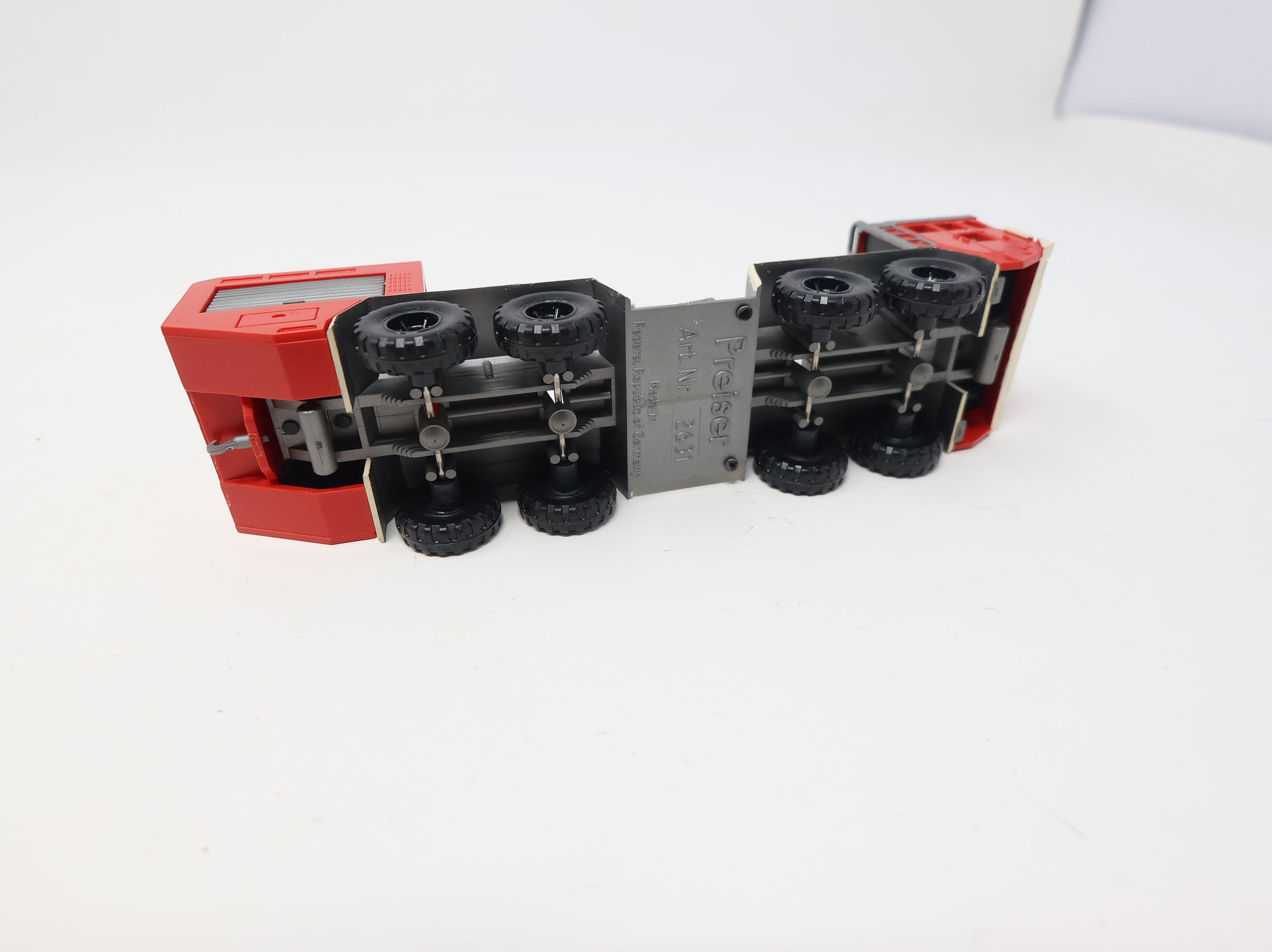 USED Preiser HO Scale Airport Fire Truck Flughafen Munchen