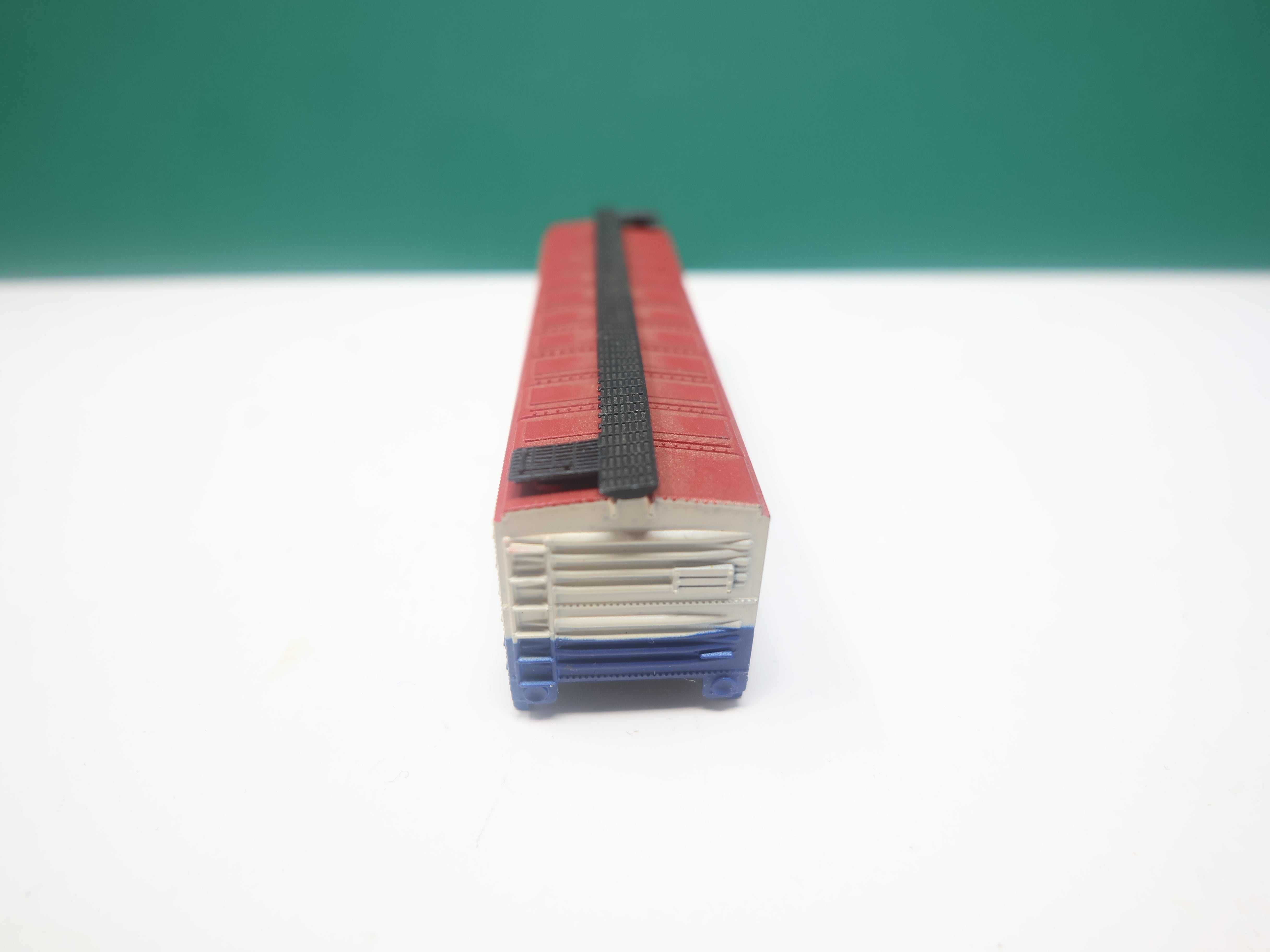 USED N Scale, 40' Box Car, Johnson JWAX #49000, No Trucks